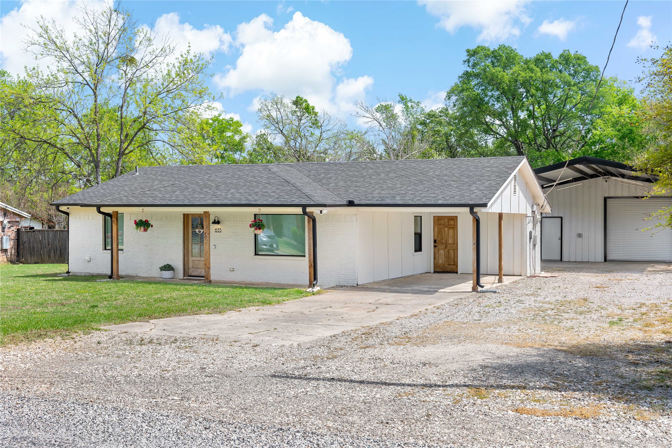 635 Margaret Street Blossom TX 75416