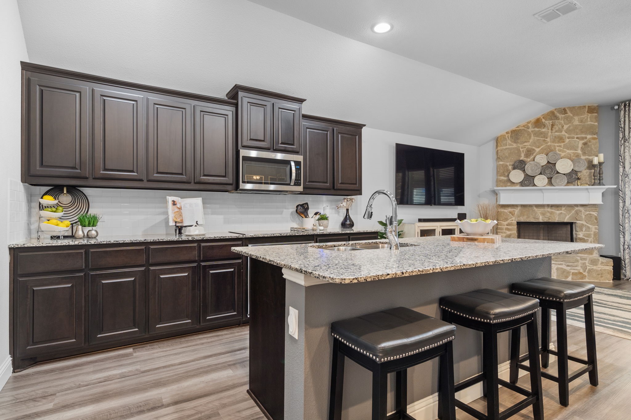 3724 Ranchers Ridge Krum TX 76249