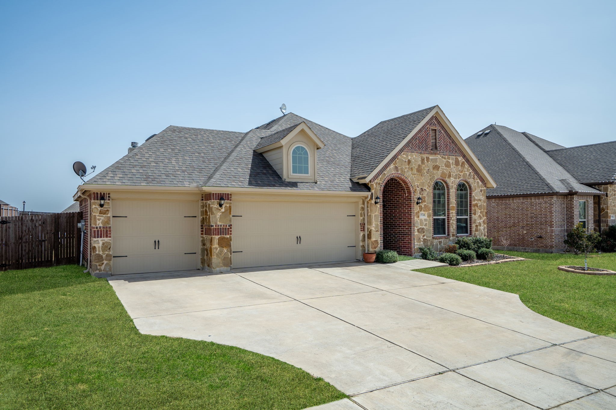 3724 Ranchers Ridge Krum TX 76249