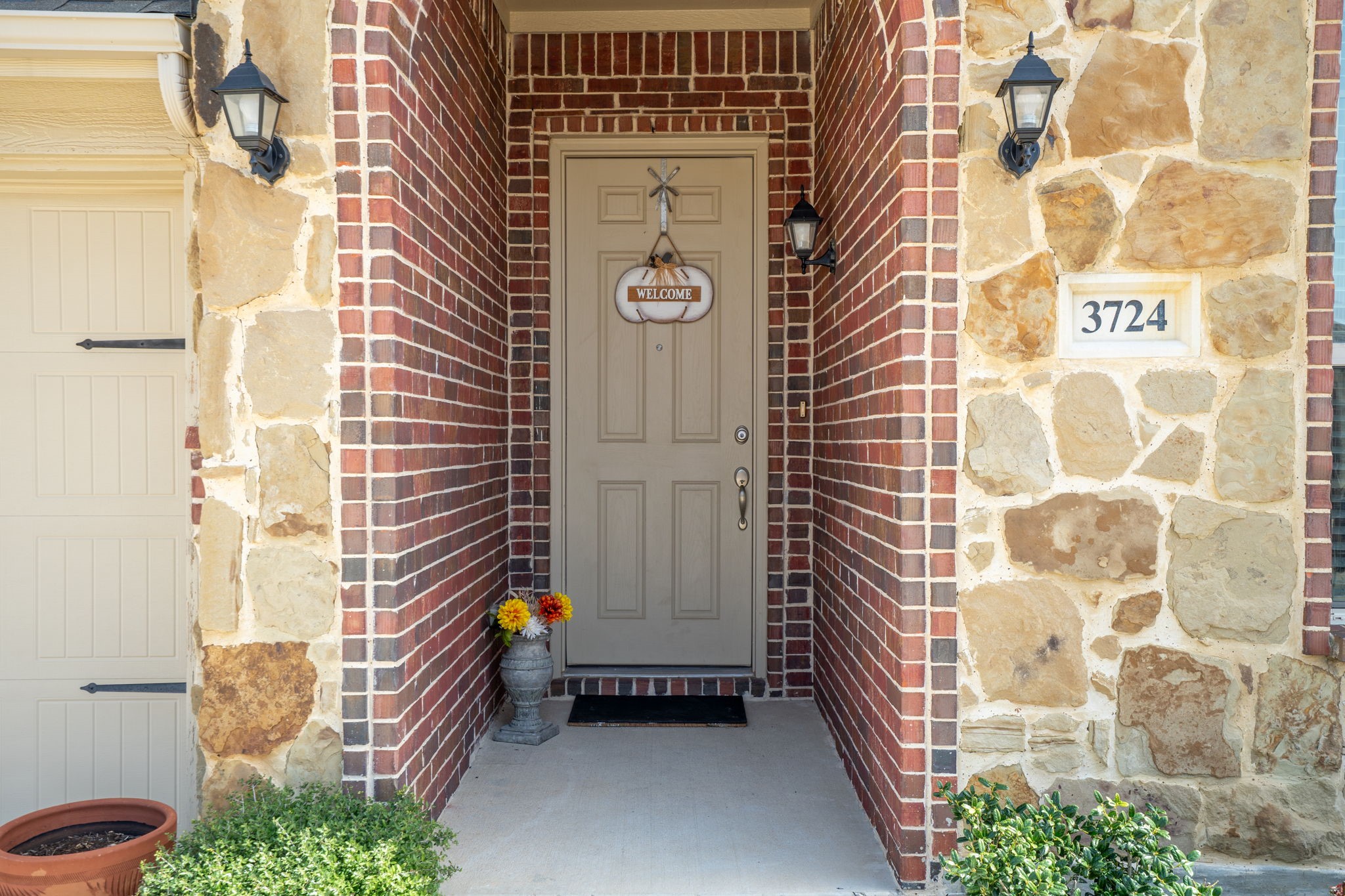 3724 Ranchers Ridge Krum TX 76249