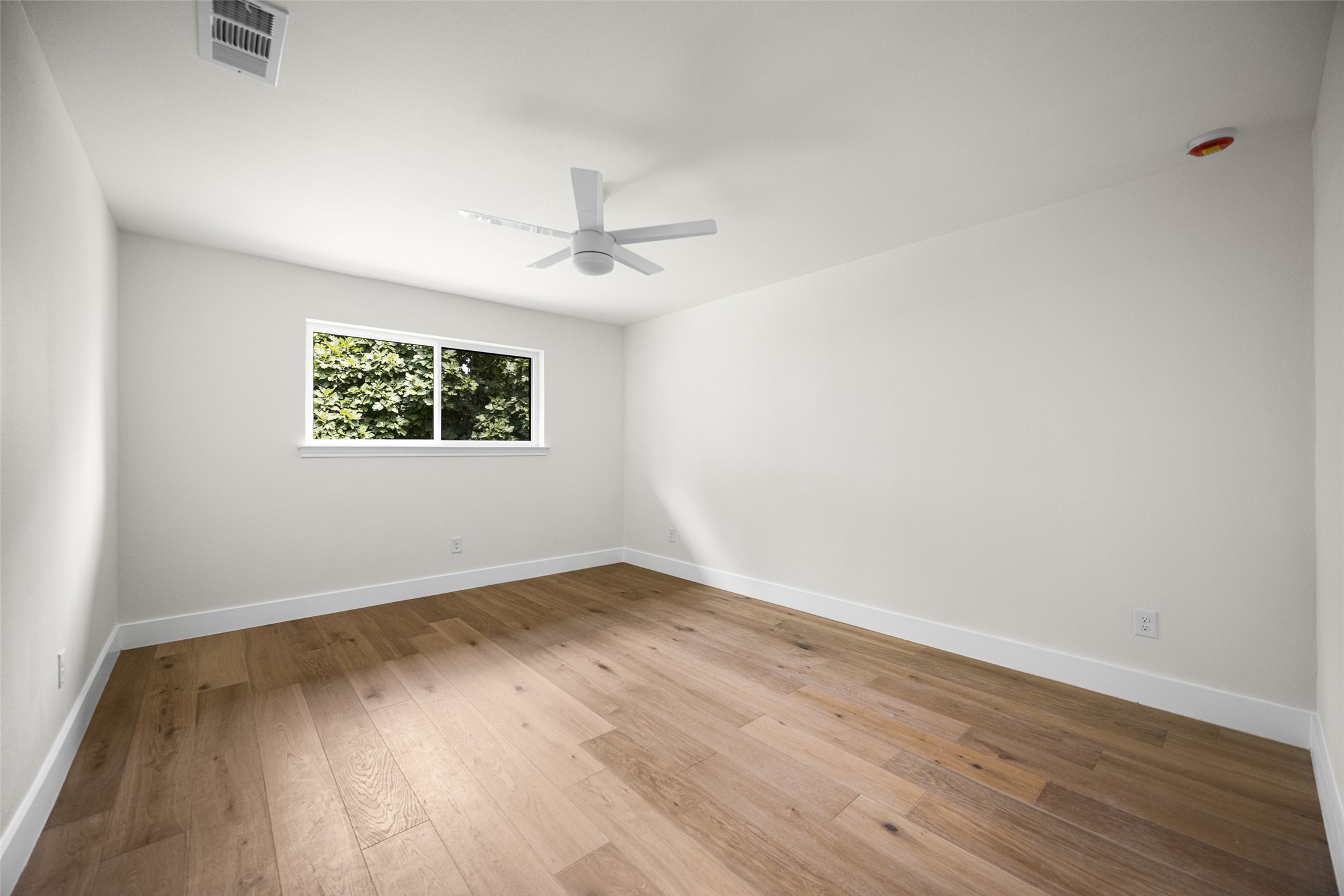 6415 Barkwood Lane Dallas TX 75248