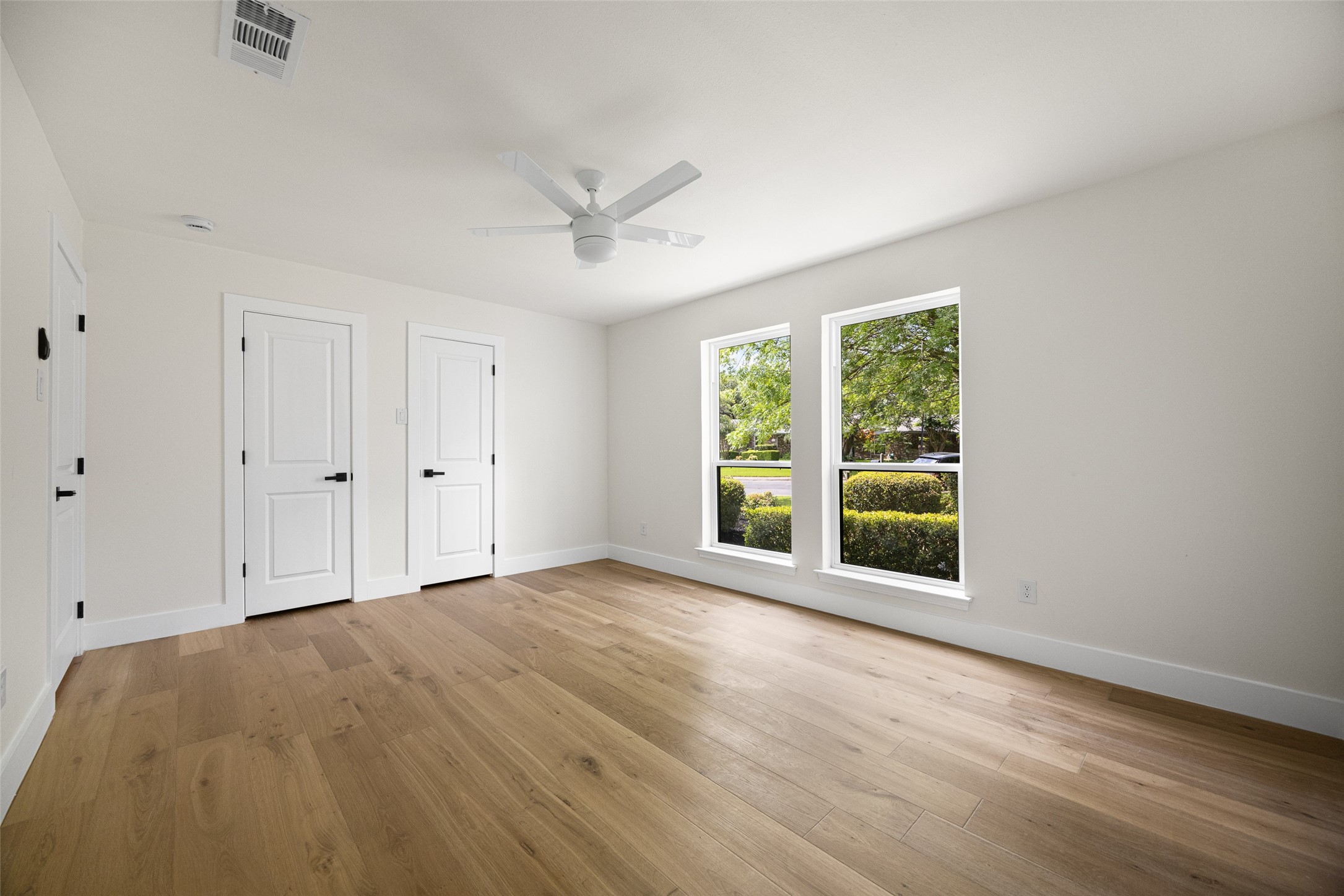 6415 Barkwood Lane Dallas TX 75248