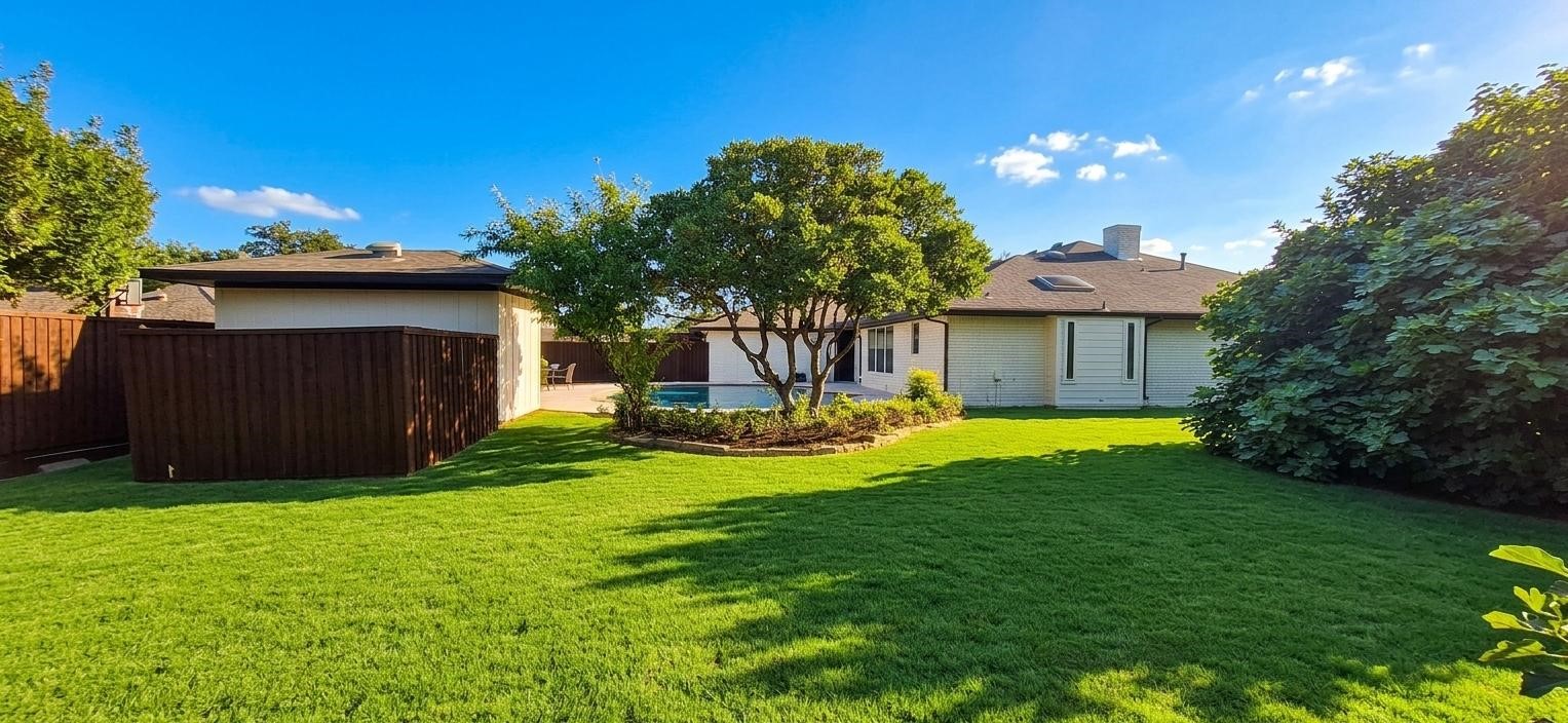 6415 Barkwood Lane Dallas TX 75248