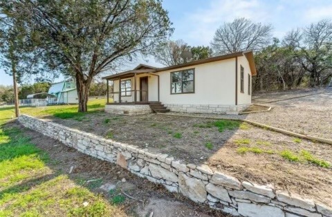 2605 Pinoak Street Granbury TX 76048