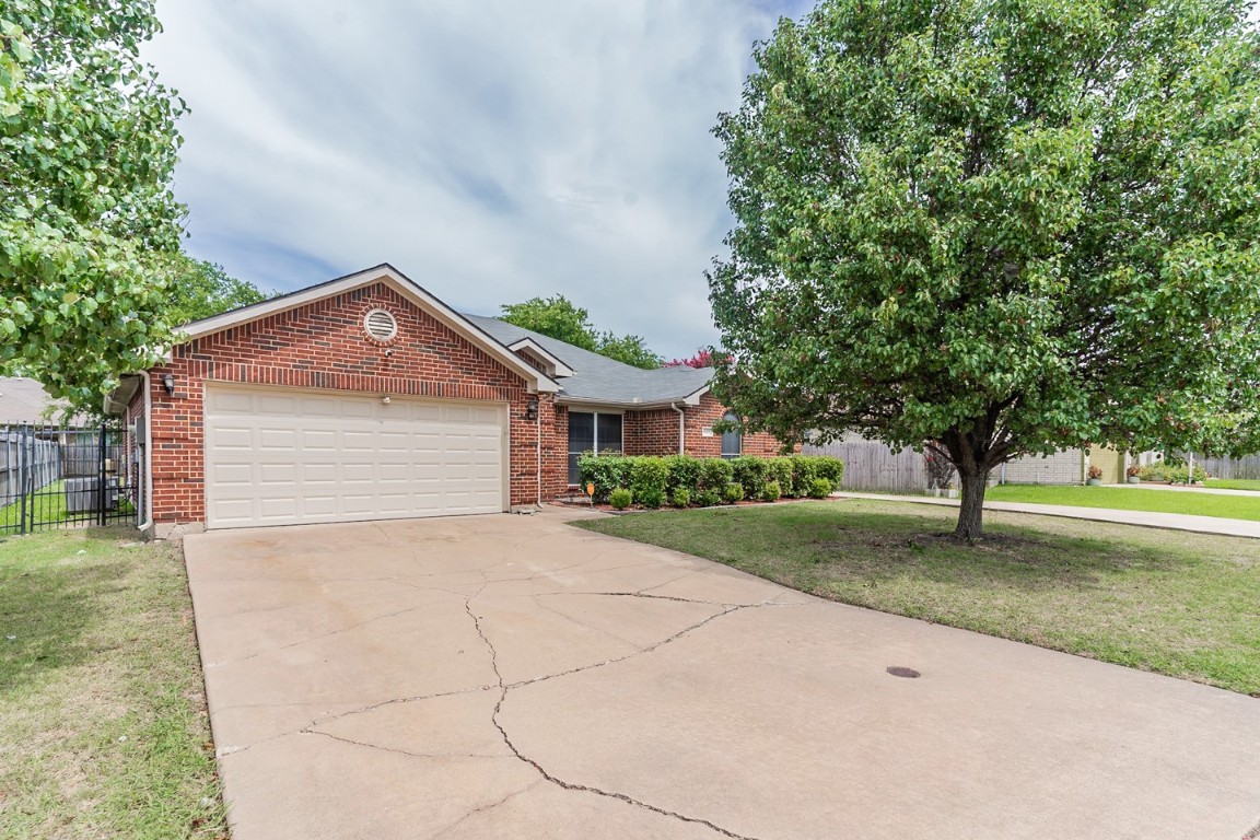 4668 Betts Drive Grand Prairie TX 75052