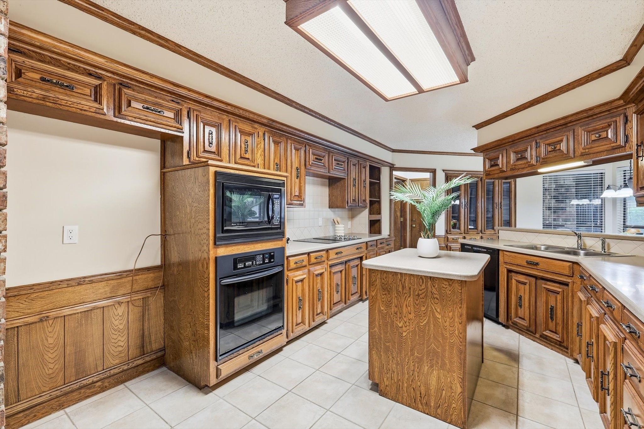 1912 Deerfield Drive Plano TX 75023