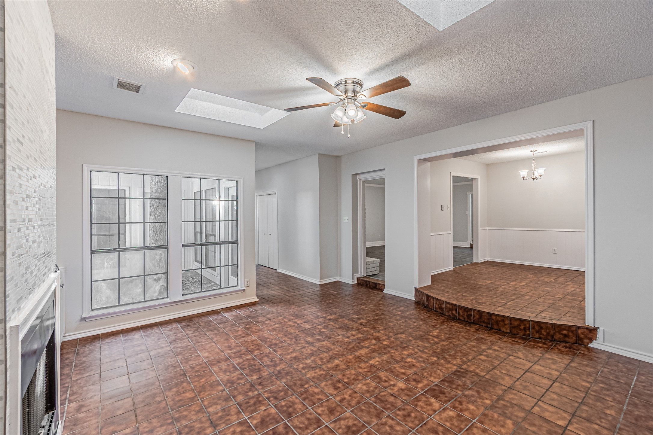 5209 Smokerise Court Arlington TX 76016