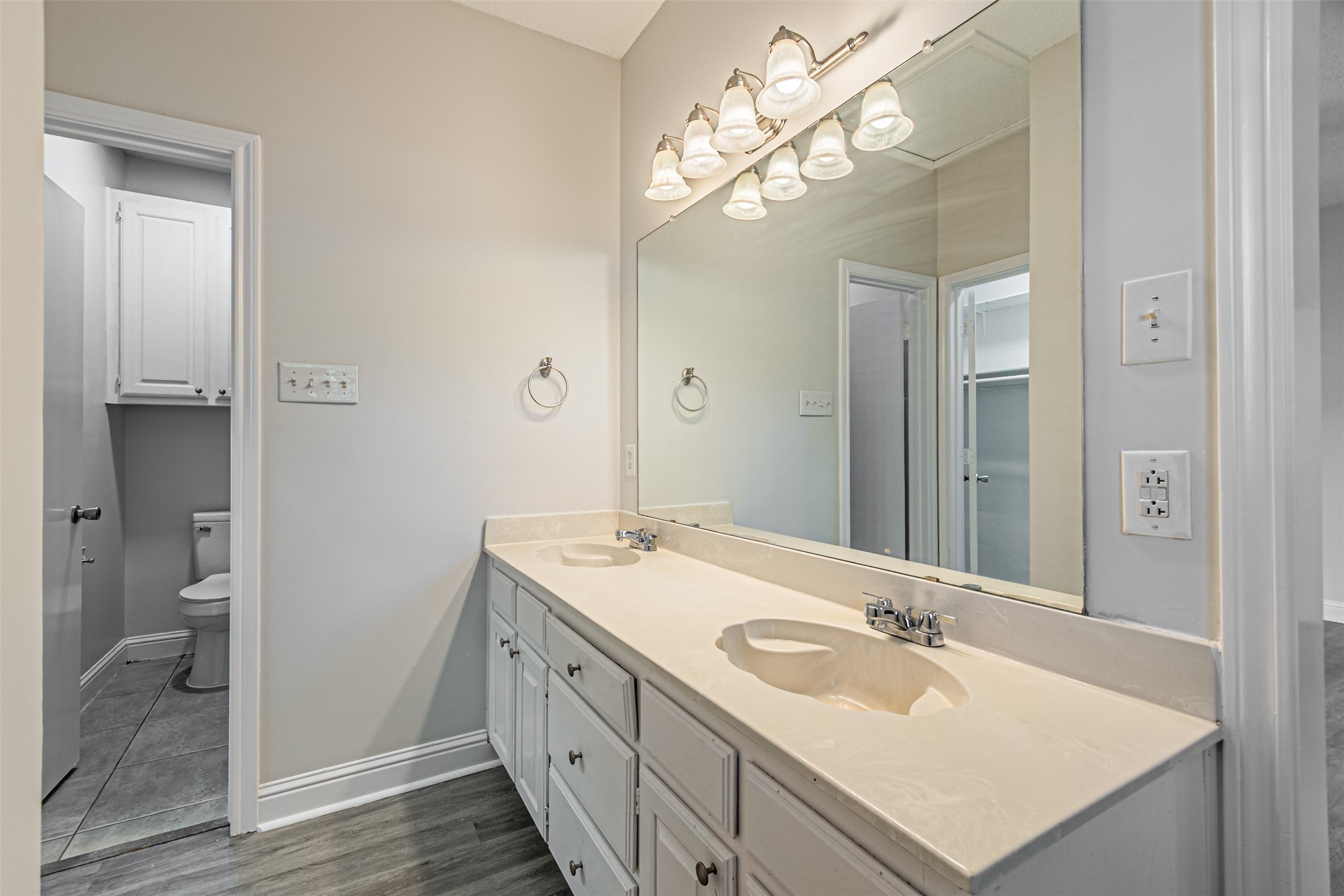 5209 Smokerise Court Arlington TX 76016
