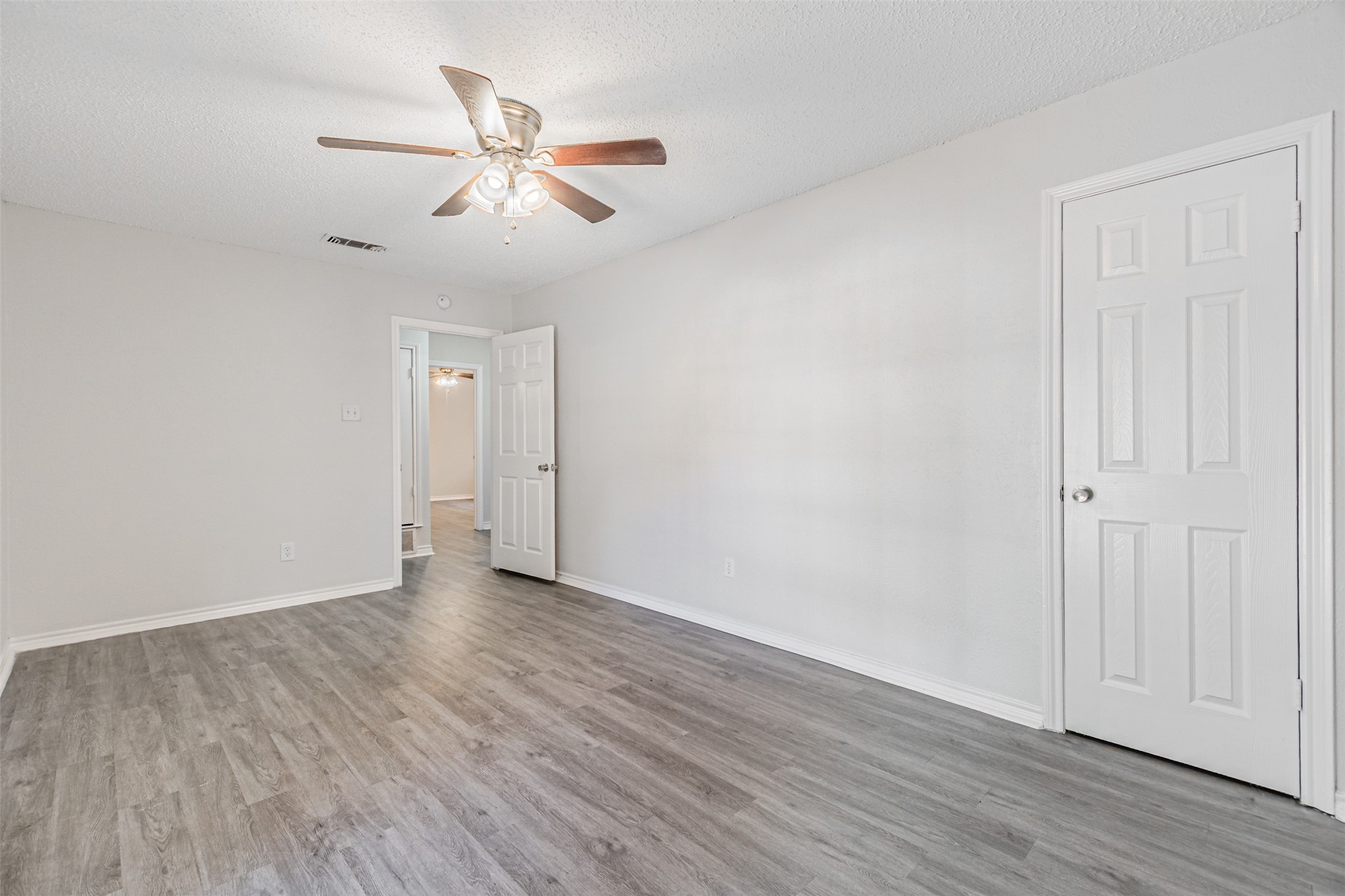 5209 Smokerise Court Arlington TX 76016
