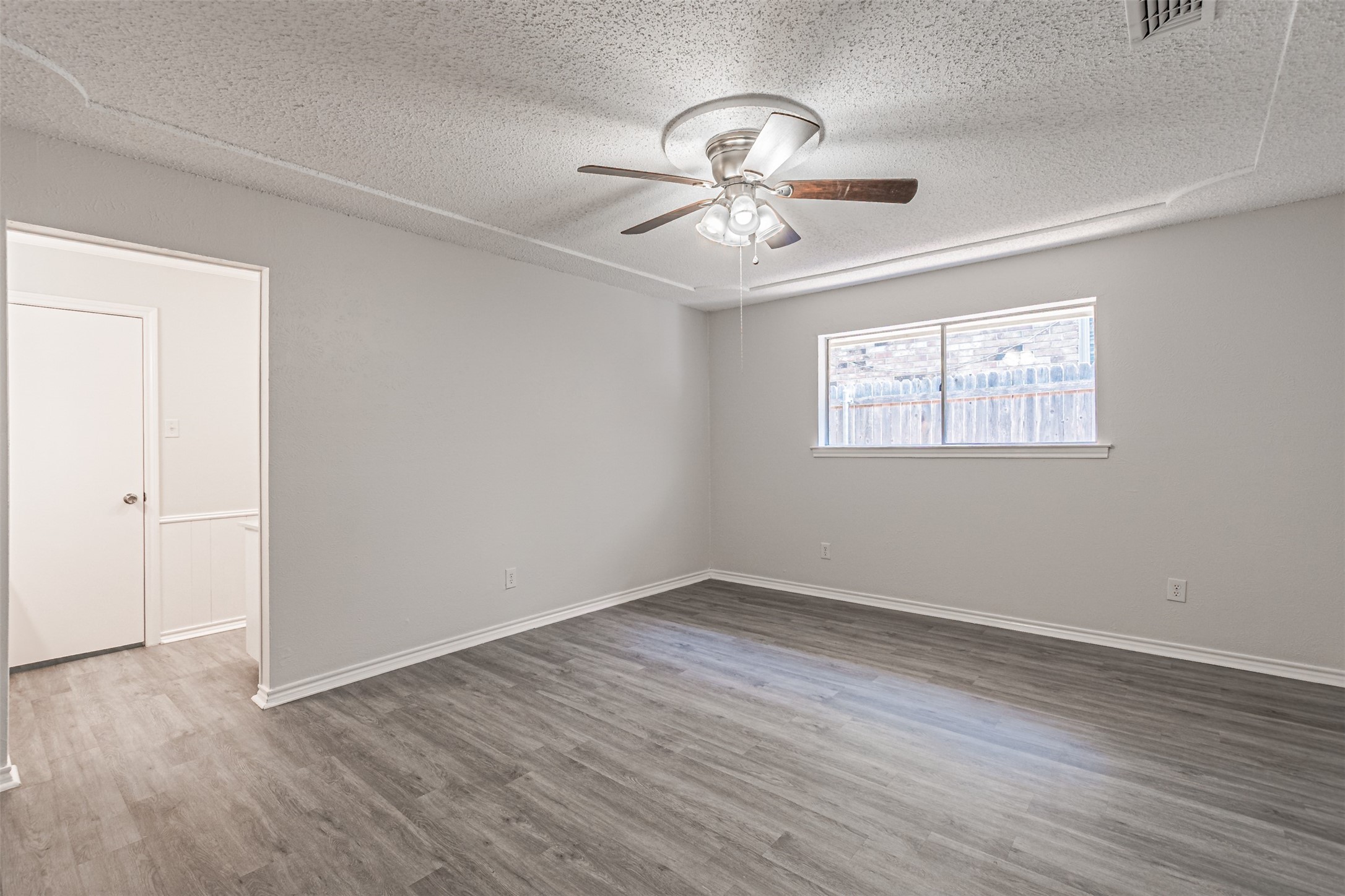 5209 Smokerise Court Arlington TX 76016