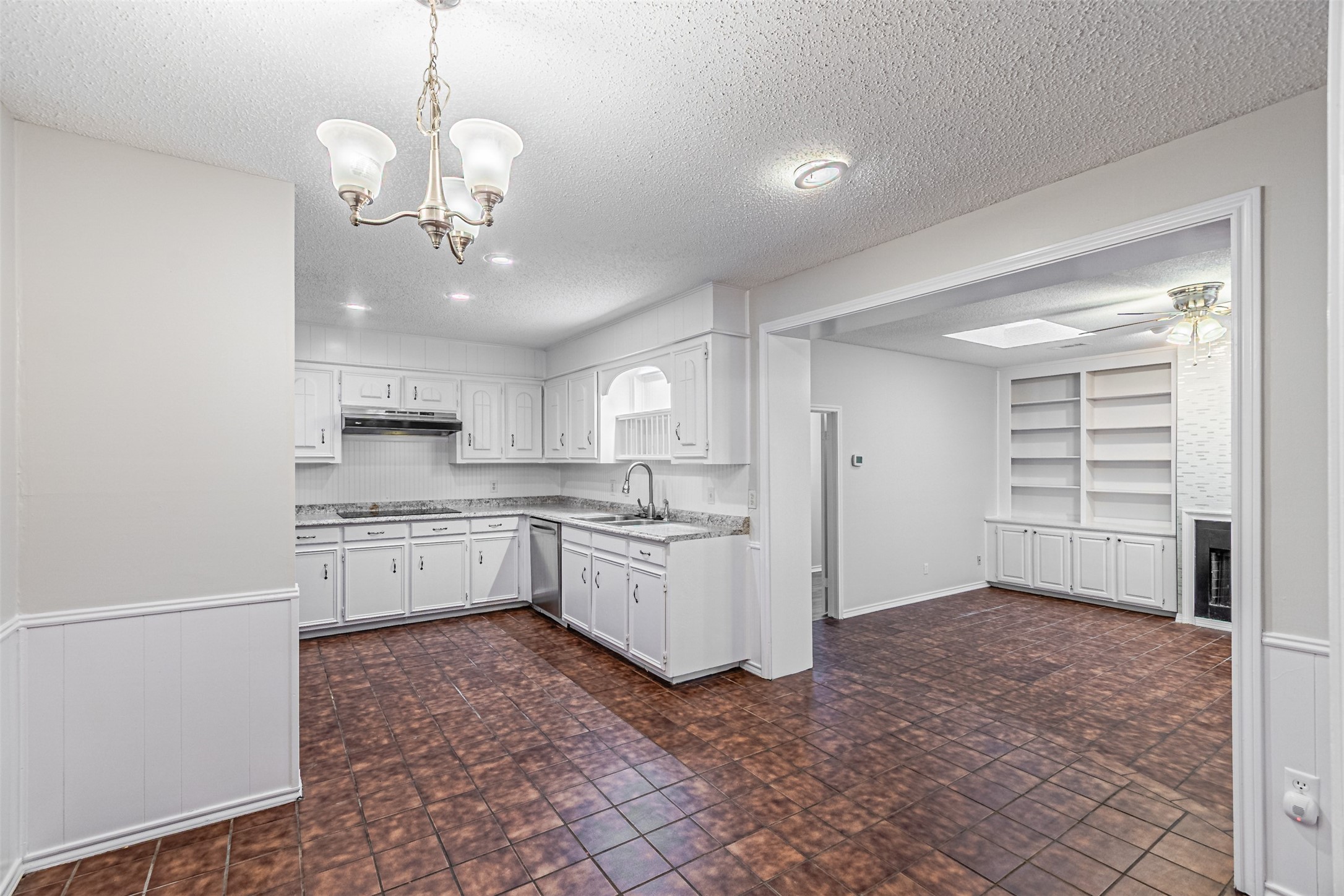5209 Smokerise Court Arlington TX 76016