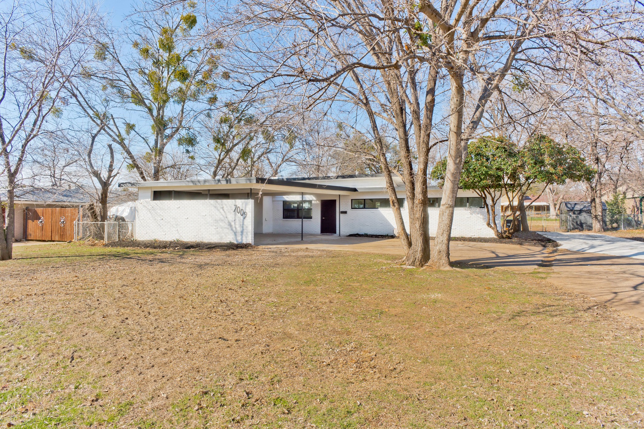 7009 Riviera Drive North Richland Hills TX 76180