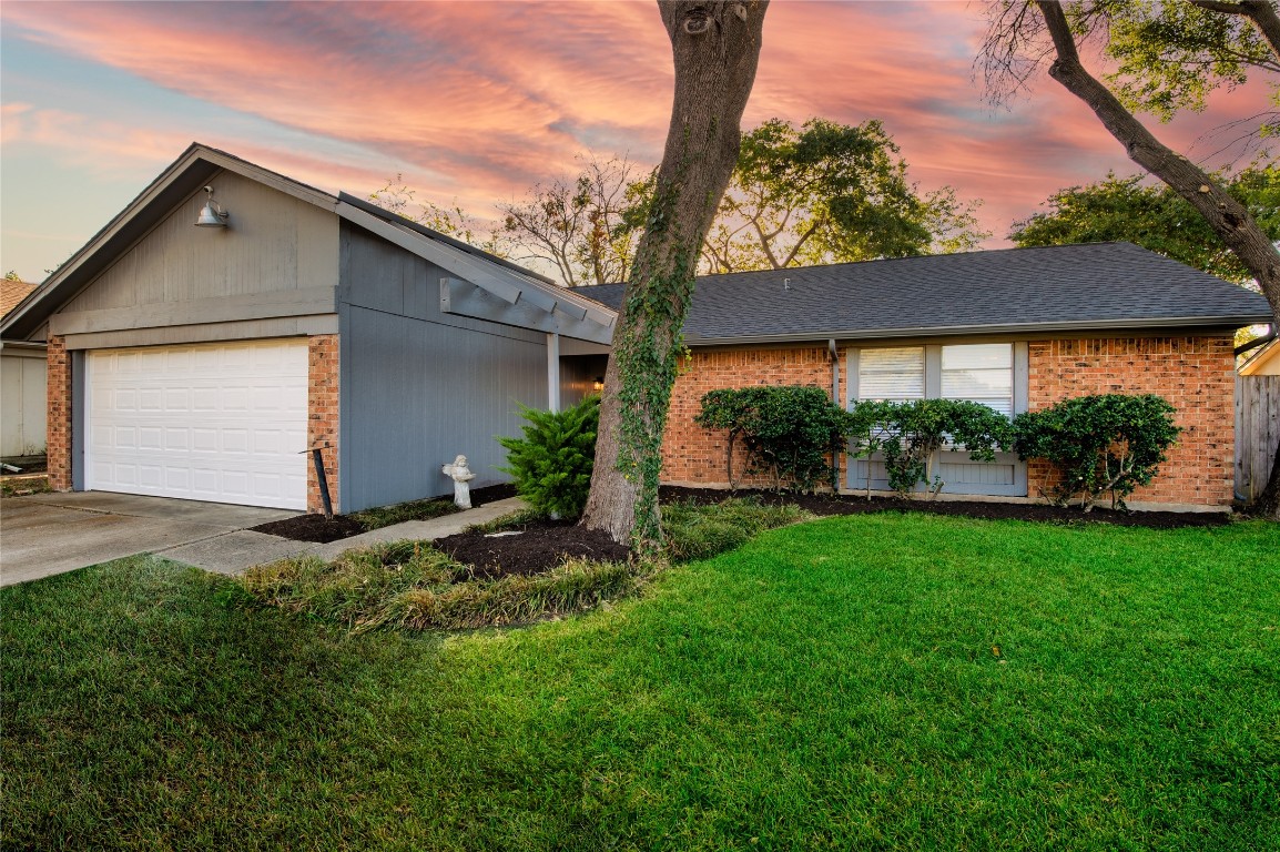 2705 Elk Grove Road Carrollton TX 75007