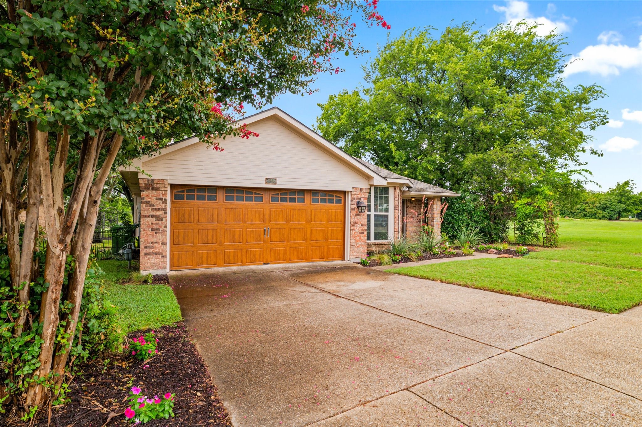 2842 Big Oaks Drive Garland TX 75044