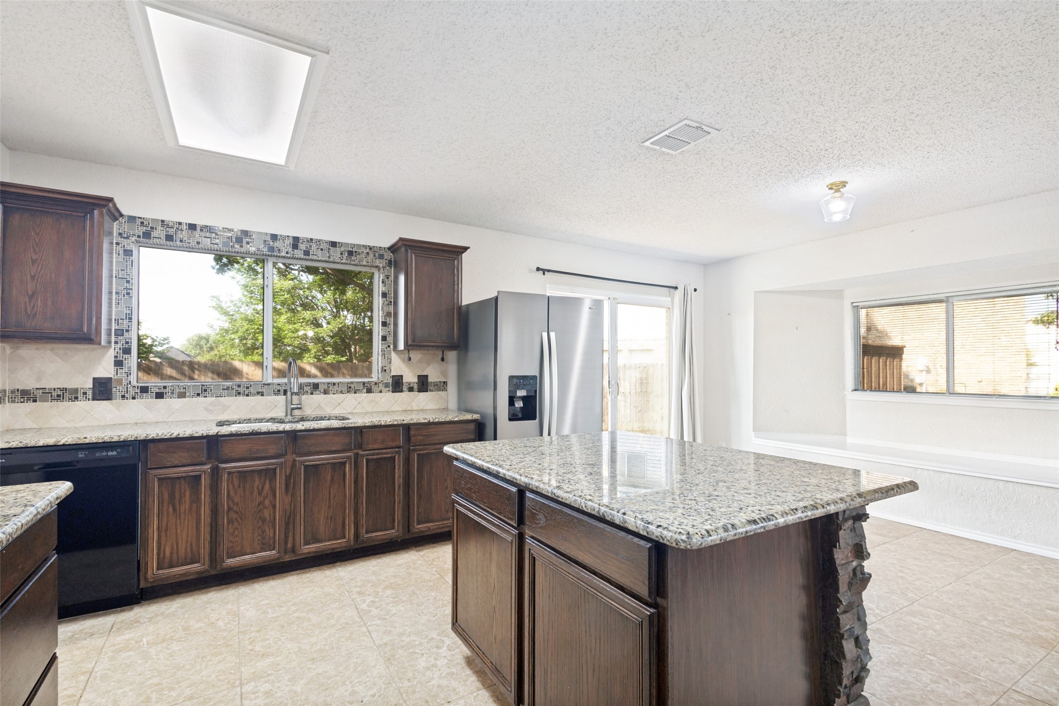 2824 Custer Drive Corinth TX 76210