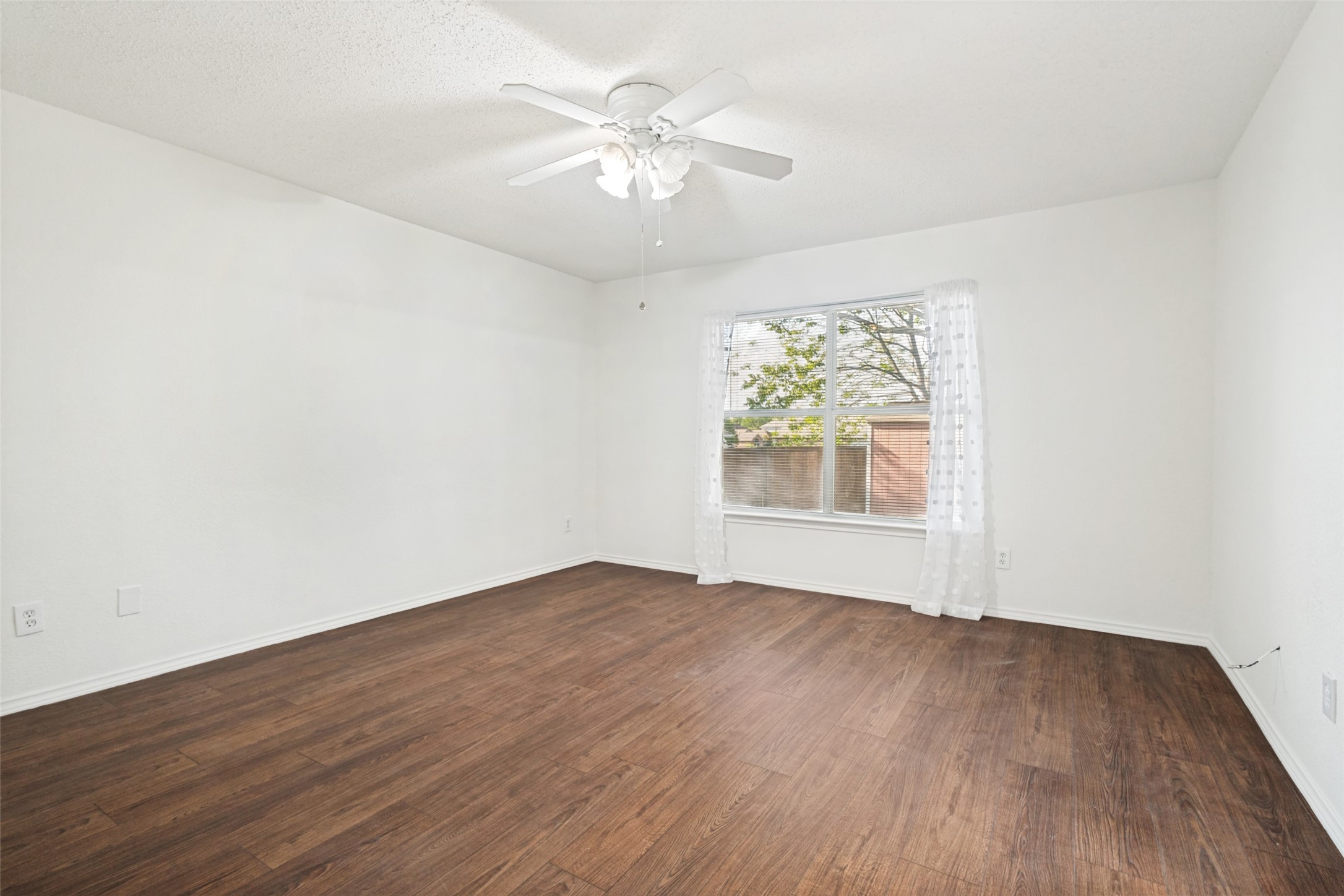 2824 Custer Drive Corinth TX 76210