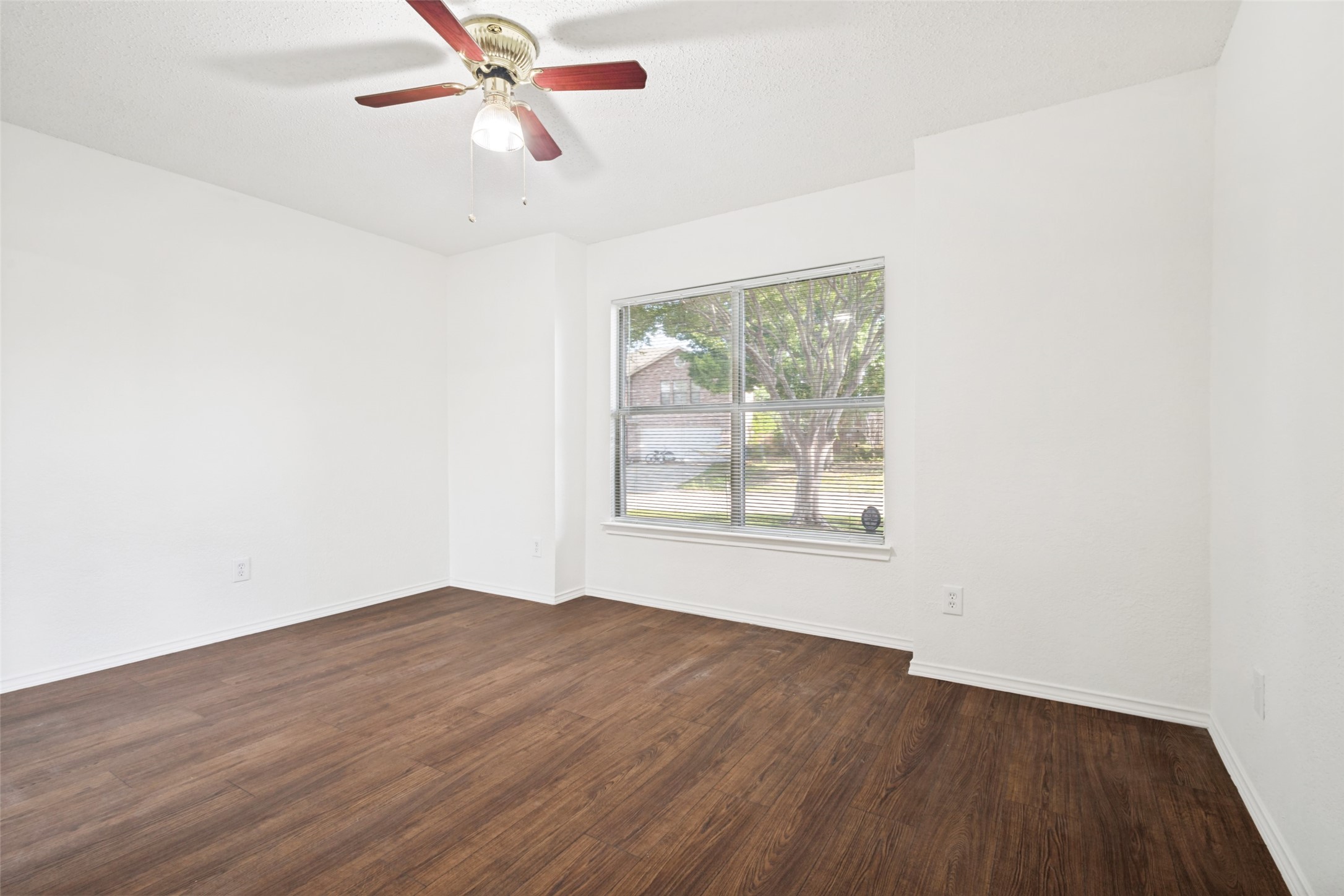 2824 Custer Drive Corinth TX 76210