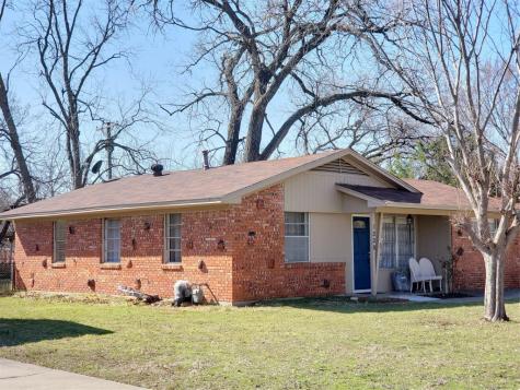 1008 Laguna Drive Denton TX 76209