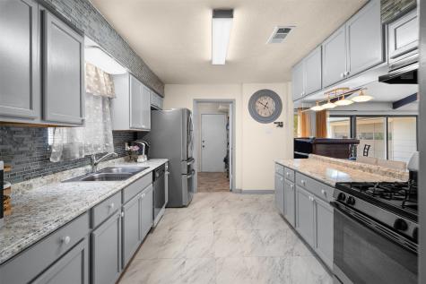 316 Brookwood Drive Desoto TX 75115