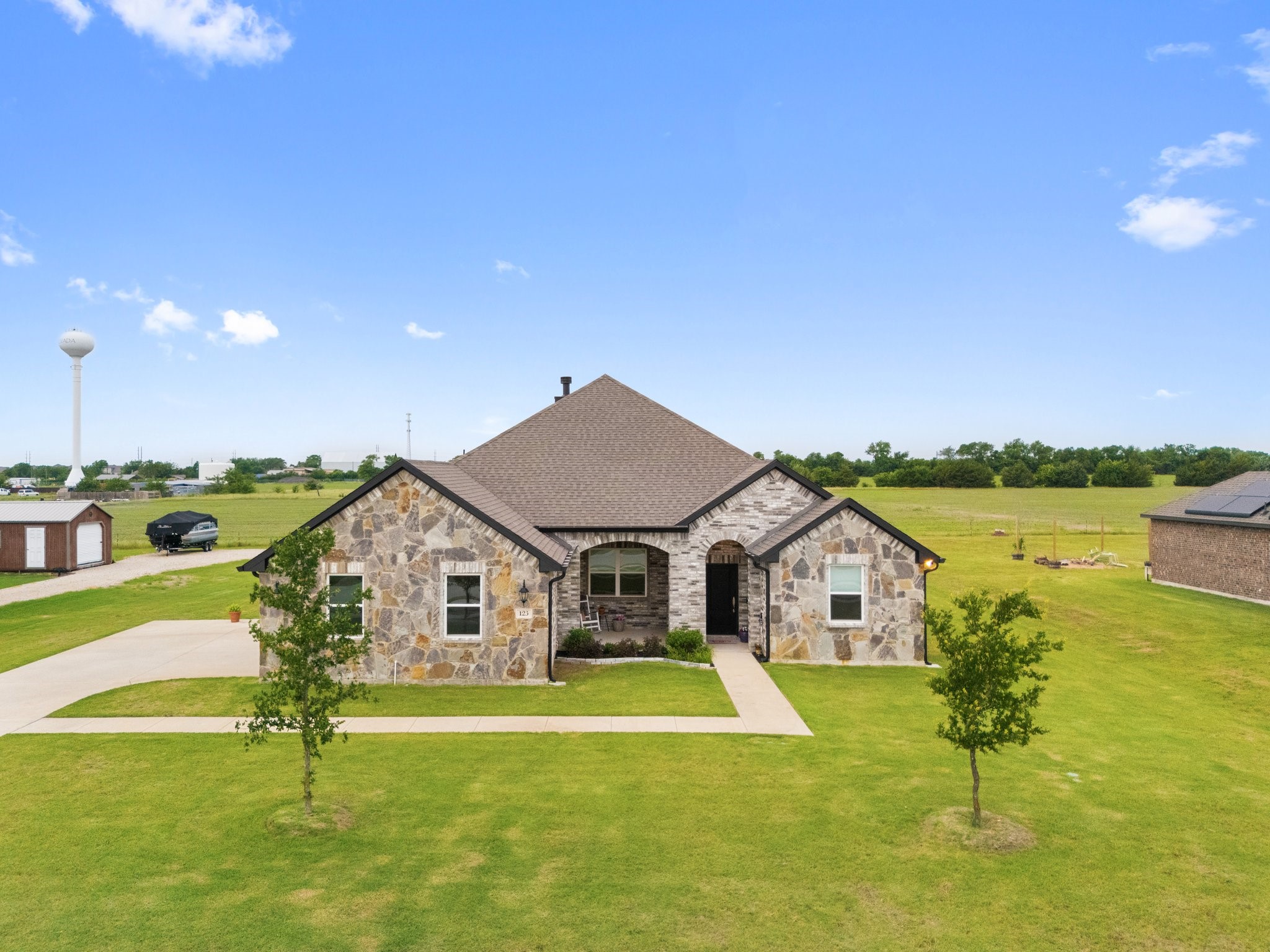 123 Cedar Elm Lane Nevada TX 75173