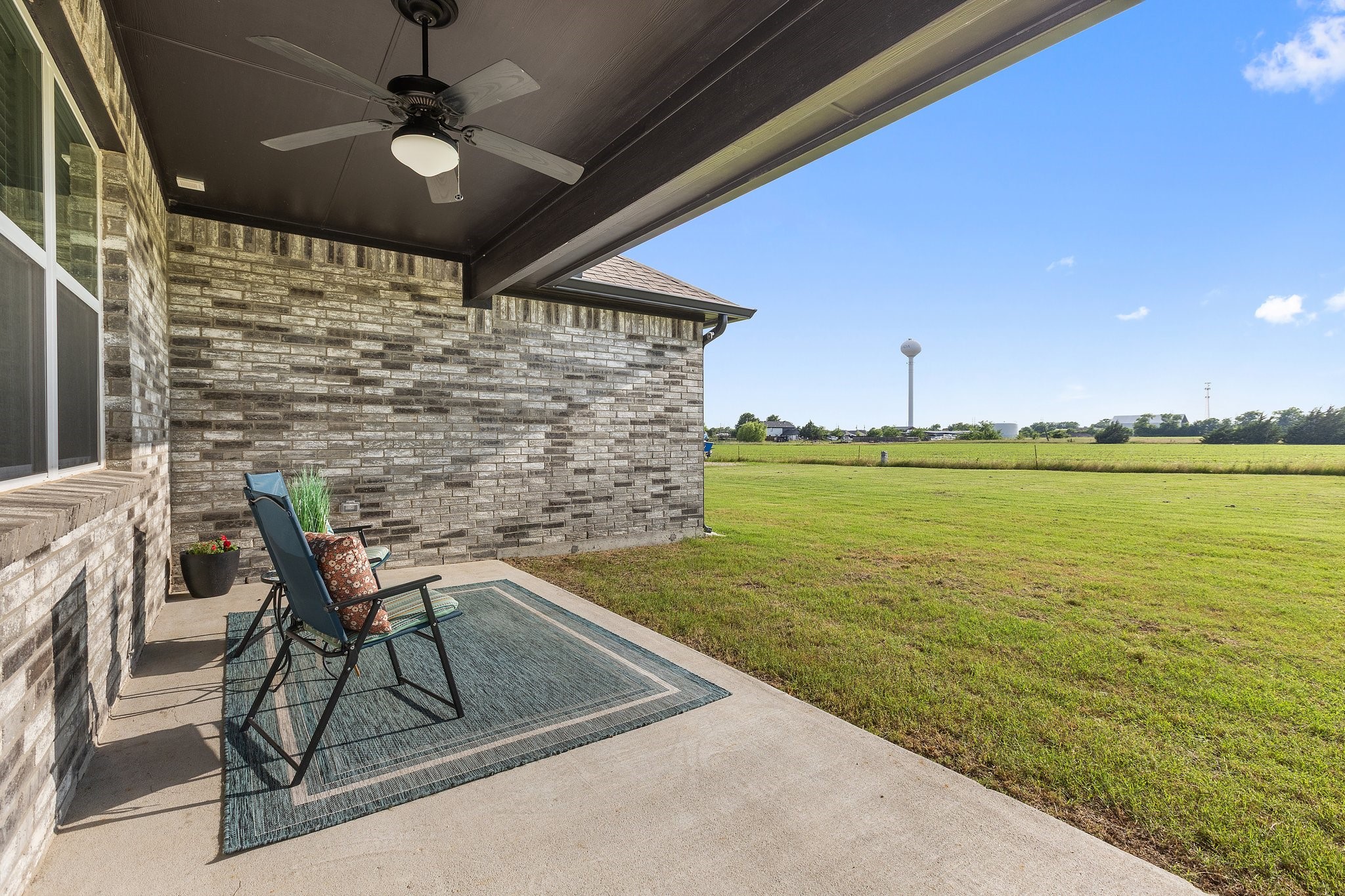 123 Cedar Elm Lane Nevada TX 75173