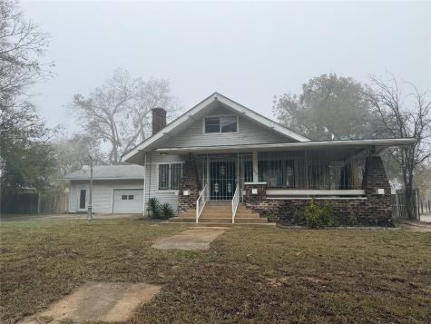 215 W Sears Street Denison TX 75020