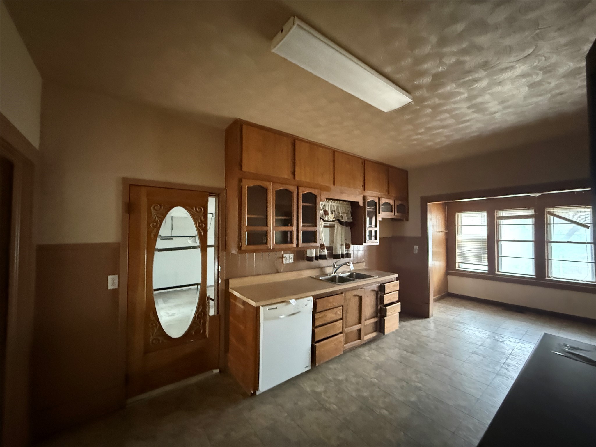 215 W Sears Street Denison TX 75020