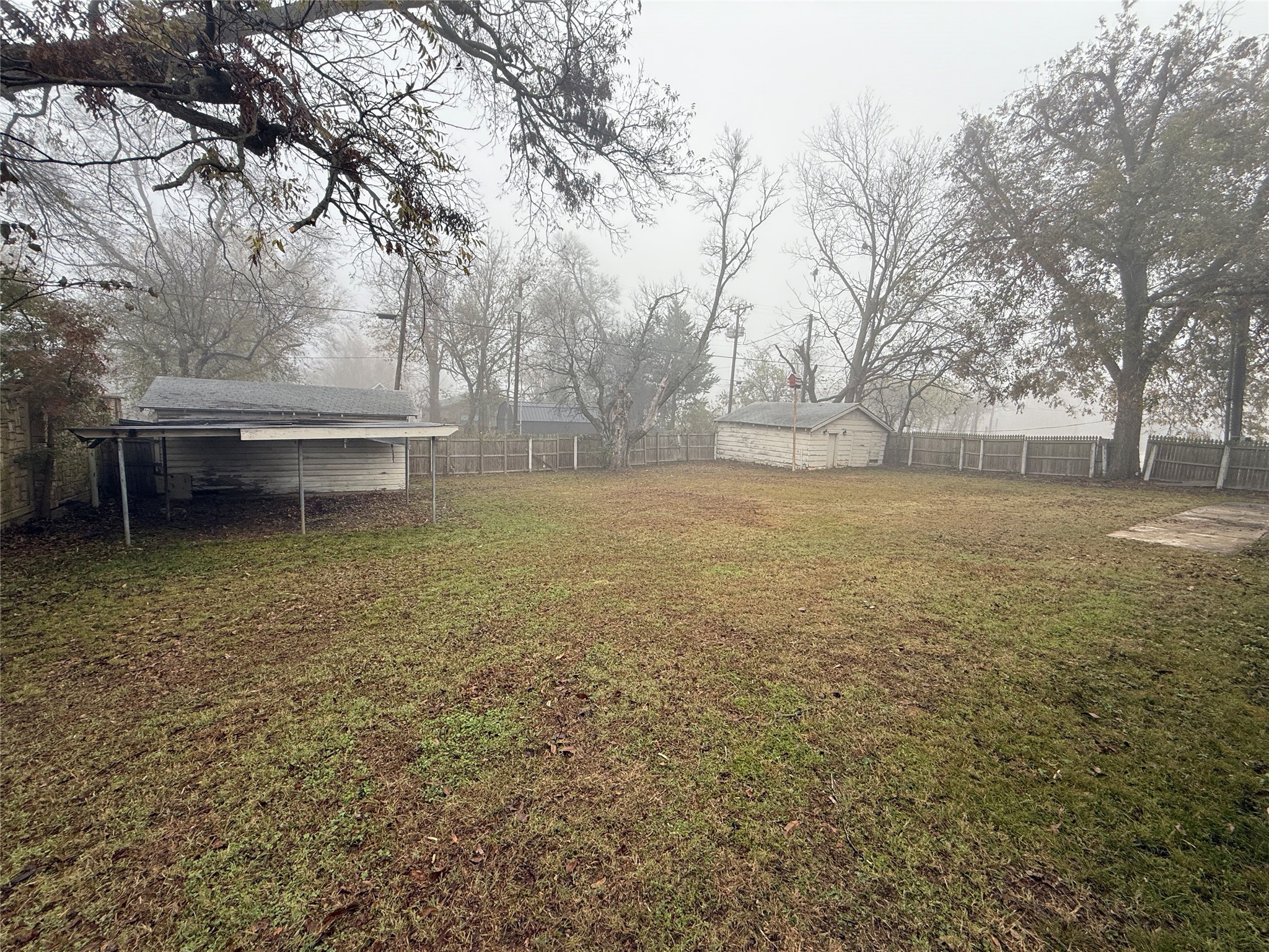 215 W Sears Street Denison TX 75020