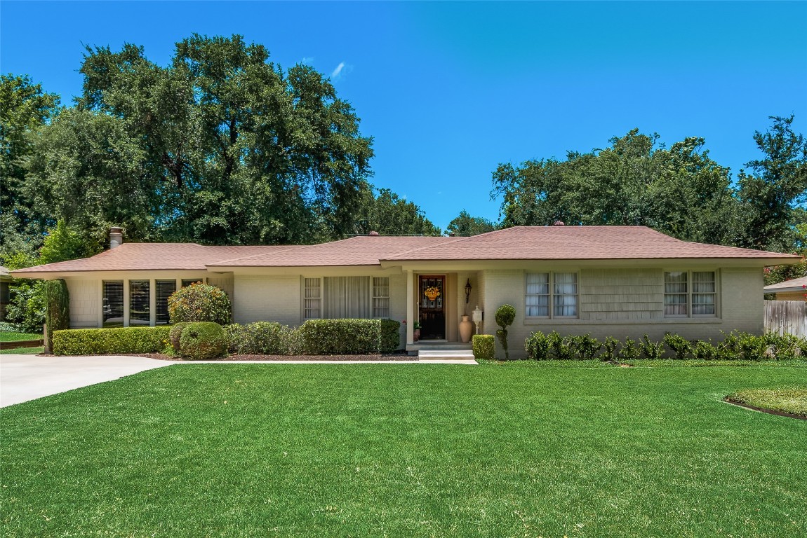 7205 Riviera Drive North Richland Hills TX 76180