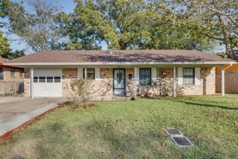 810 Acton Avenue Duncanville TX 75137