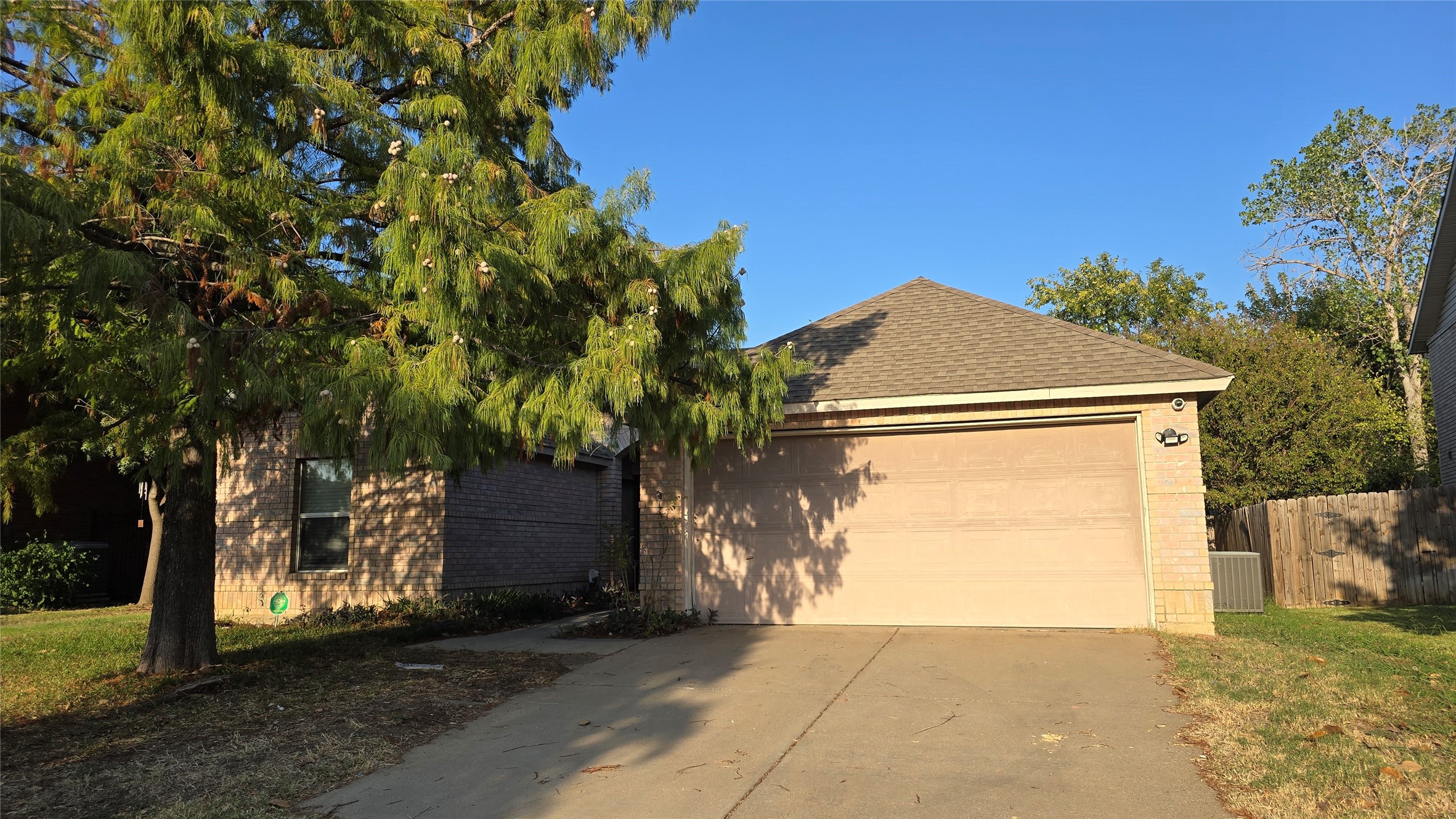 5256 Chessie Circle Haltom City TX 76137
