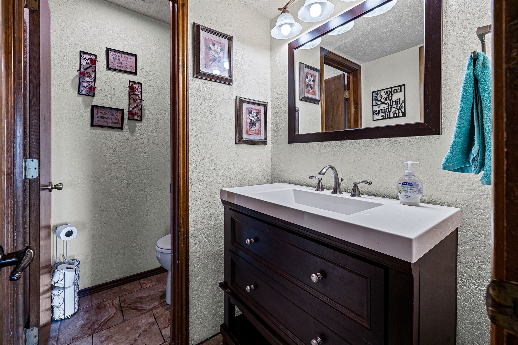 1612 Lakecrest Circle Granbury TX 76048