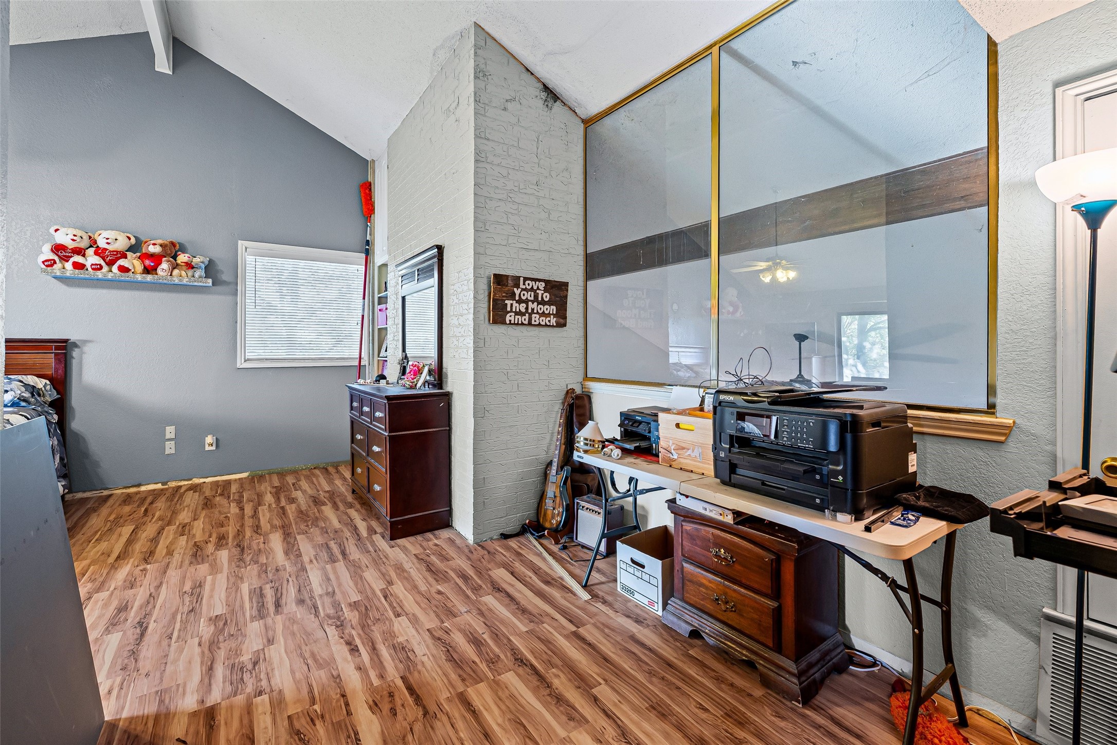 1612 Lakecrest Circle Granbury TX 76048