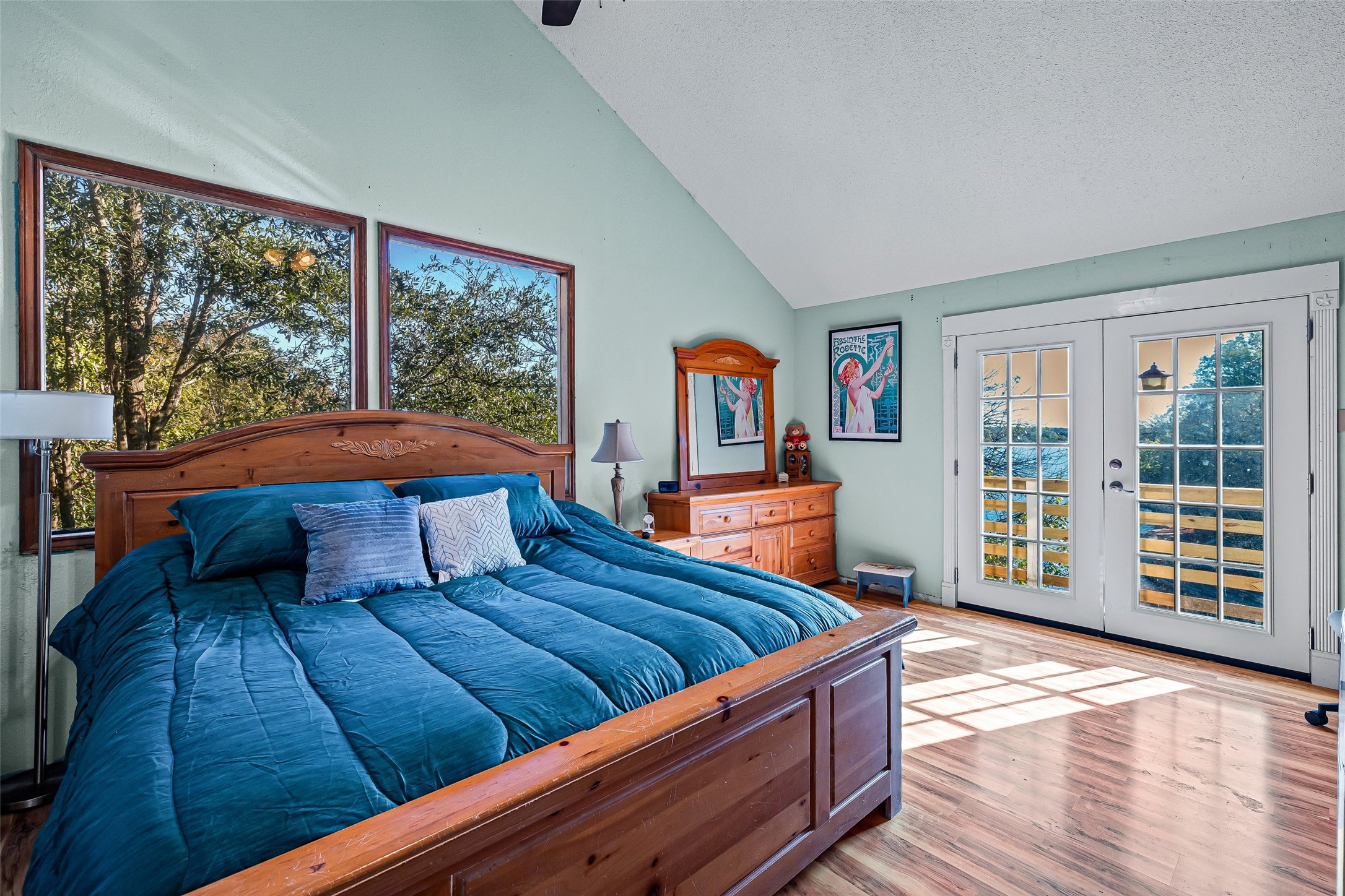 1612 Lakecrest Circle Granbury TX 76048