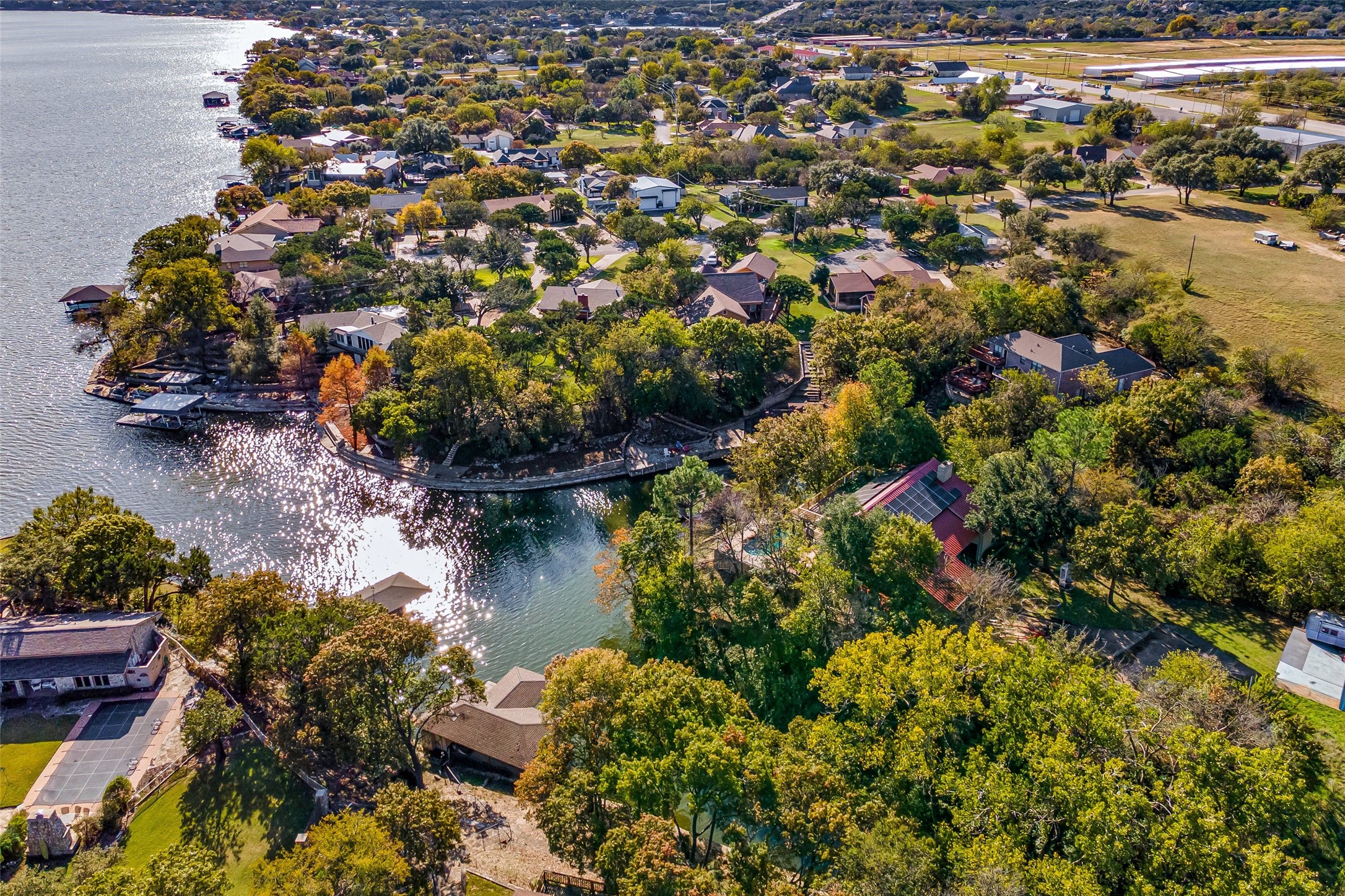 1612 Lakecrest Circle Granbury TX 76048