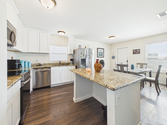 2409 Abigail Lane Mabank TX 75147