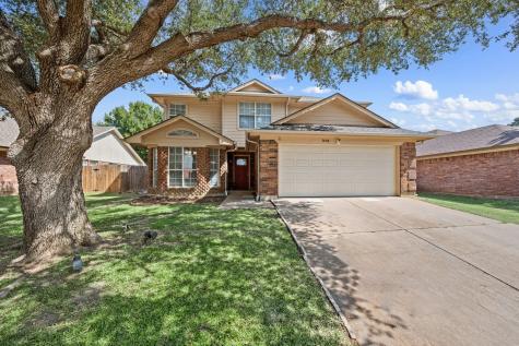 7636 Misty Ridge Drive N Fort Worth TX 76137