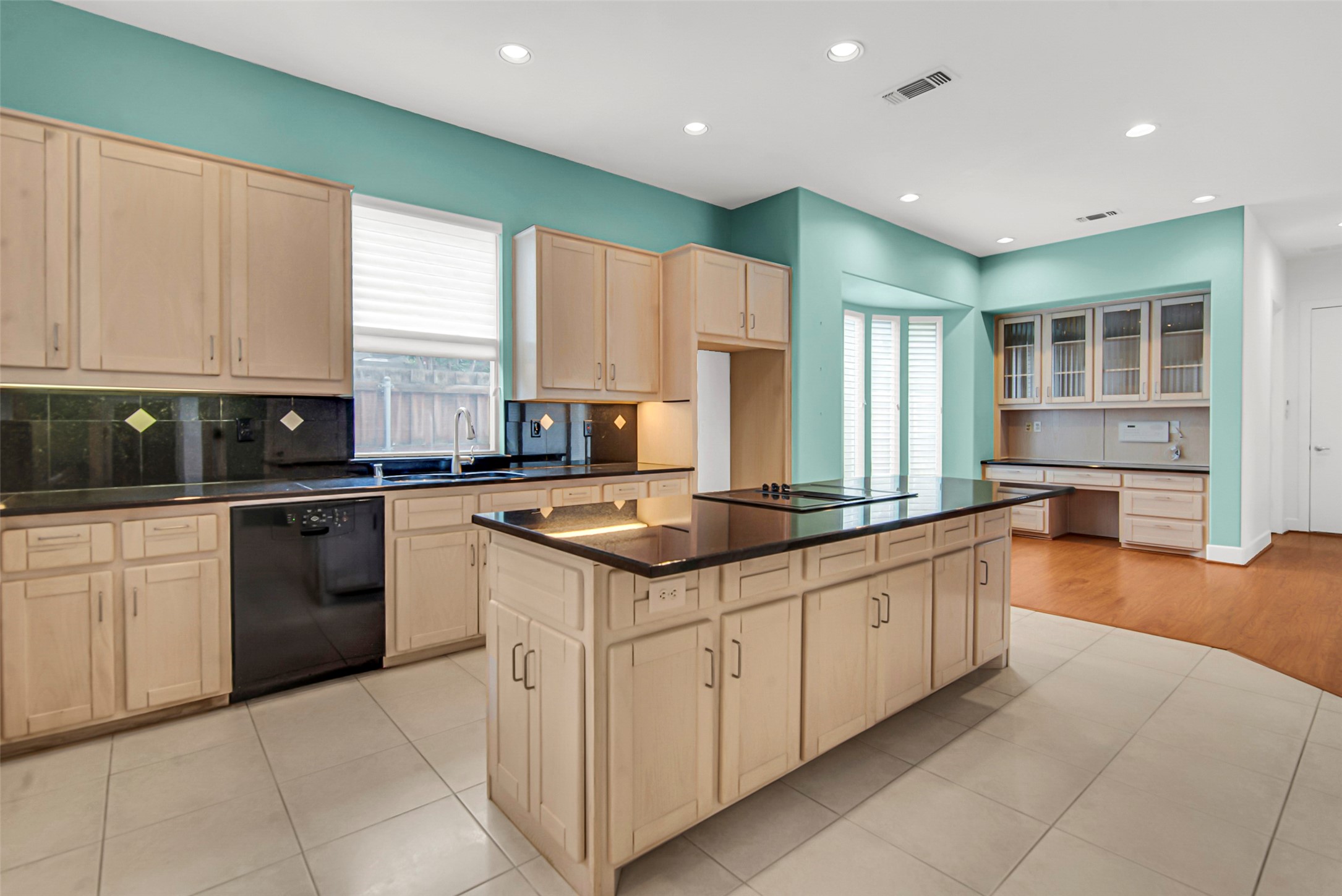 5949 Davenhill Drive Plano TX 75093
