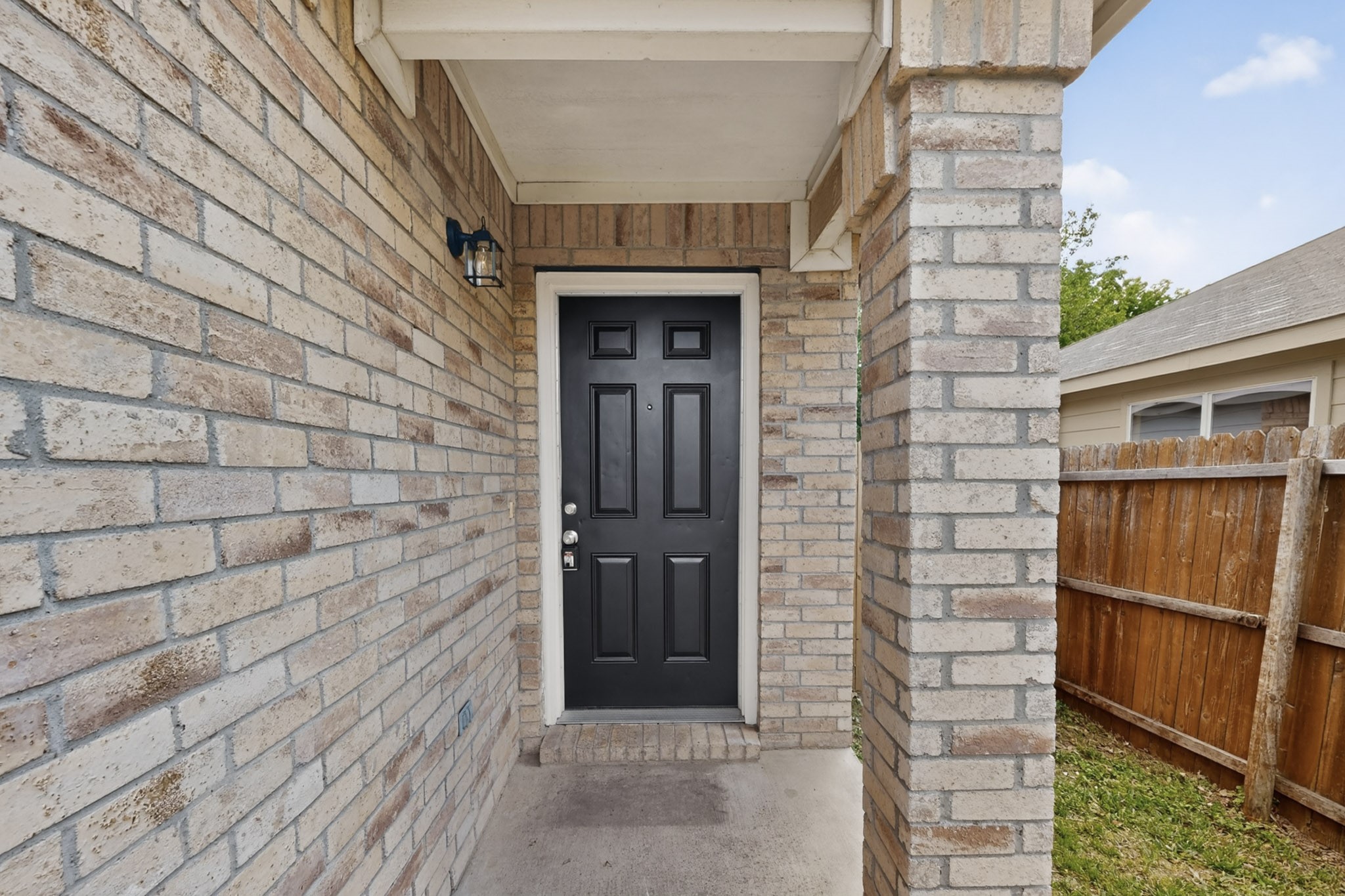9708 Calle Del Oro Lane Dallas TX 75217