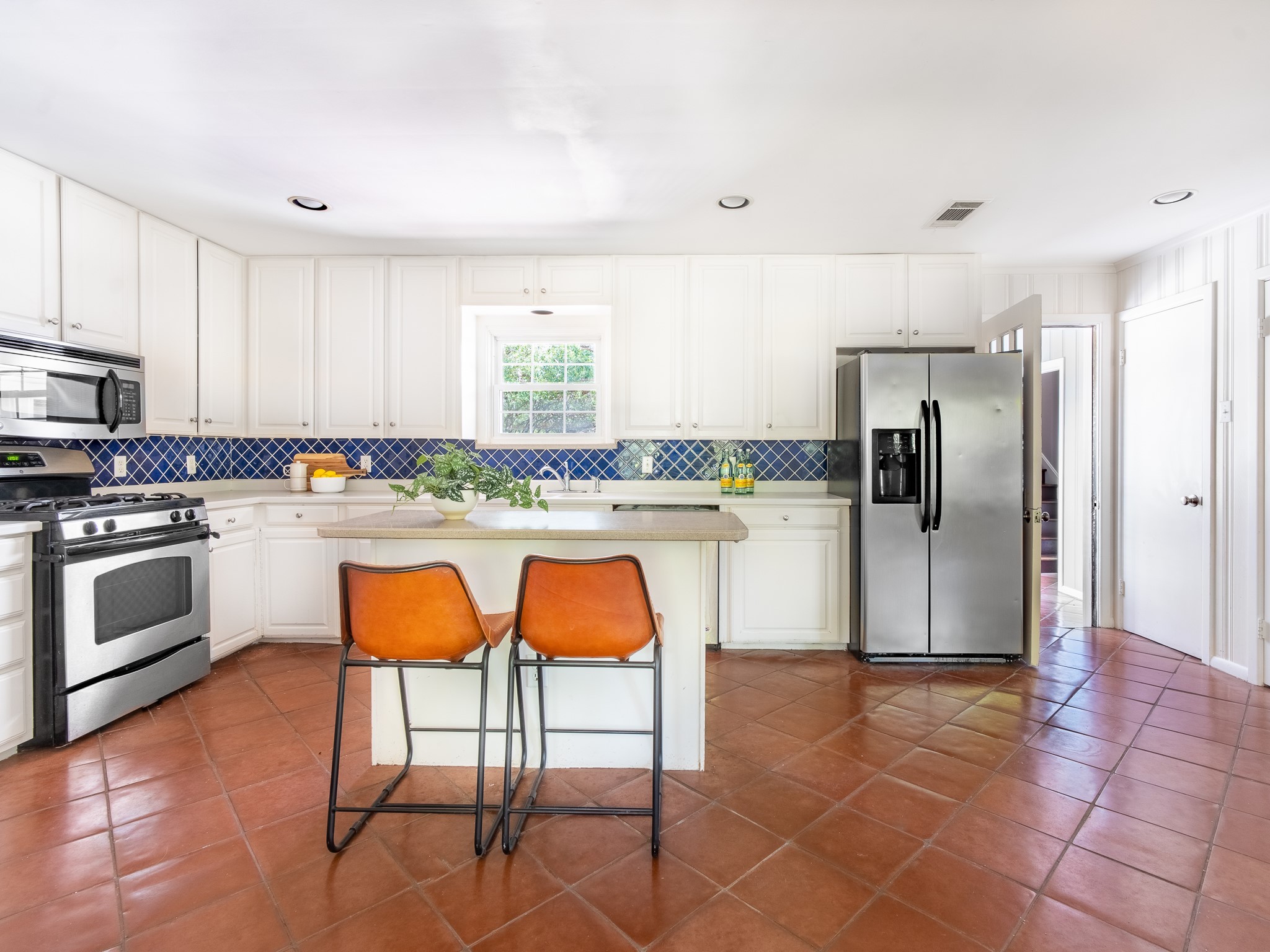 9537 Alta Mira Drive Dallas TX 75218