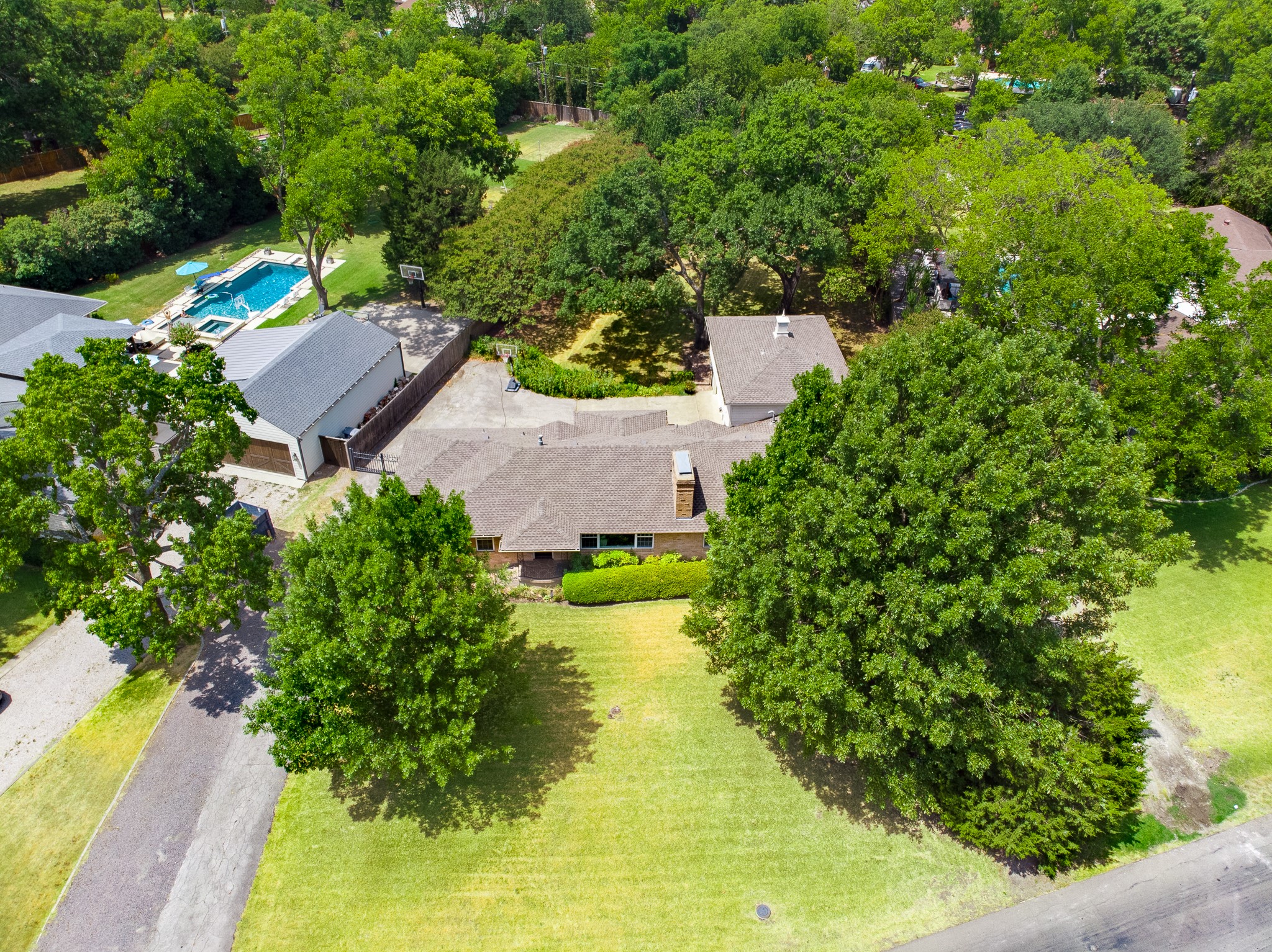 9537 Alta Mira Drive Dallas TX 75218