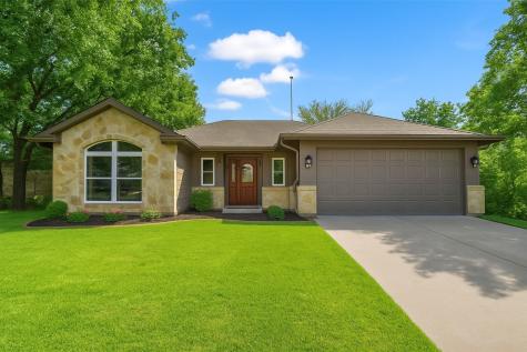 1114 N Elm Street Weatherford TX 76086