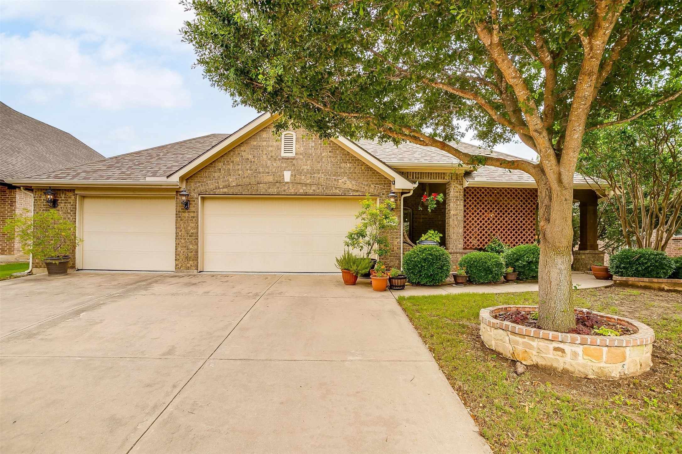 1108 Clairemont Lane Burleson TX 76028