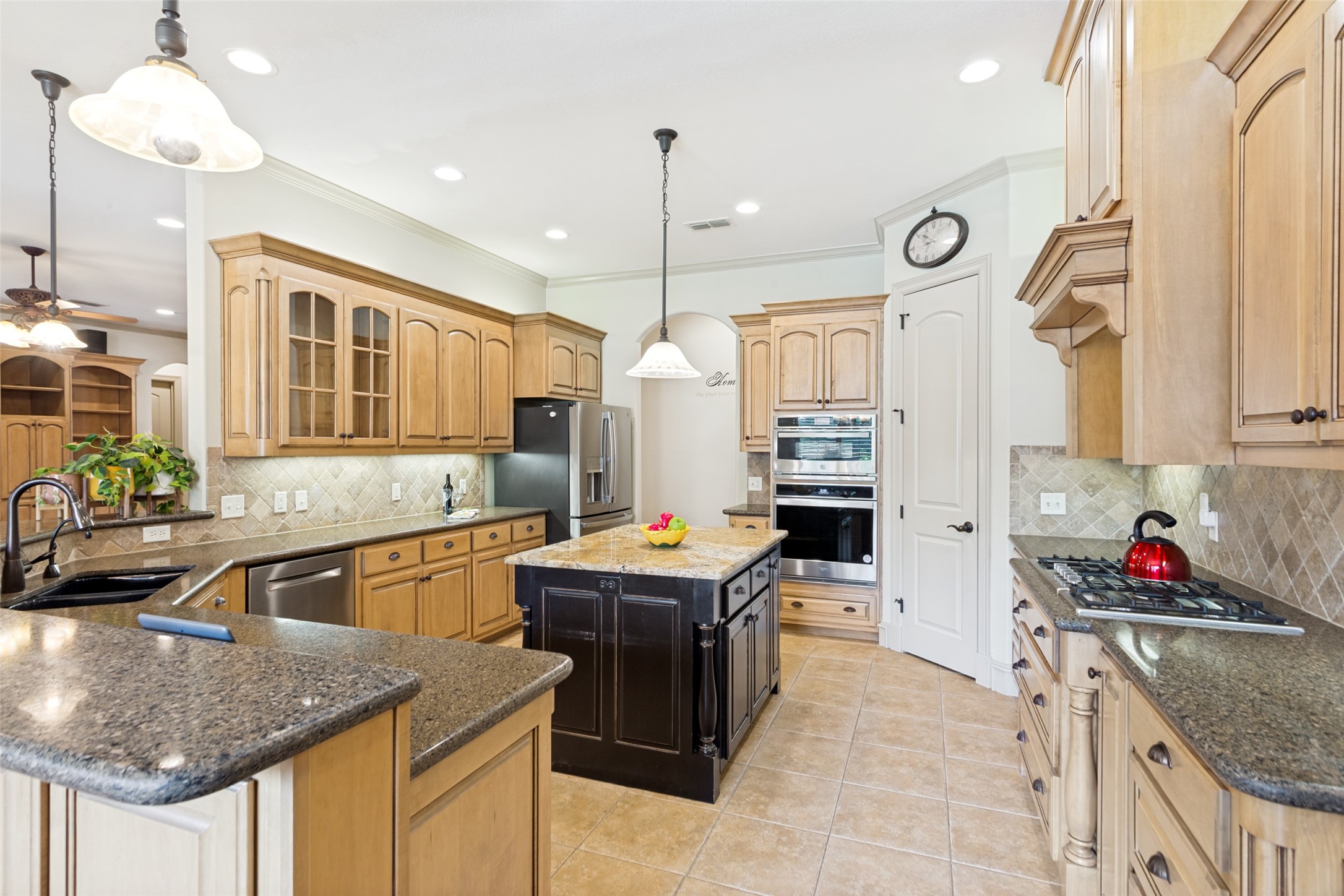 145 Country Vista Circle Burleson TX 76028