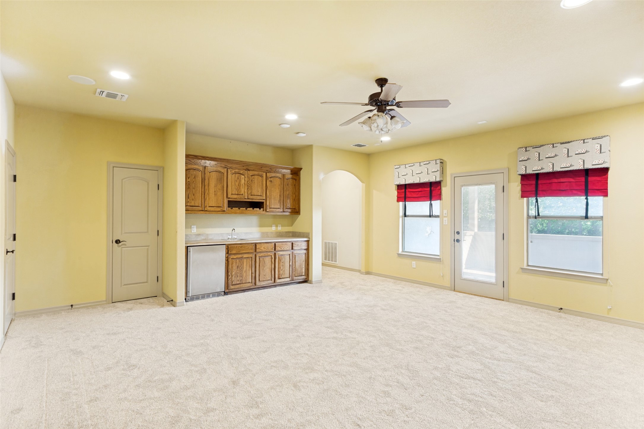 145 Country Vista Circle Burleson TX 76028
