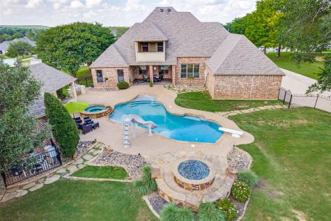 145 Country Vista Circle Burleson TX 76028
