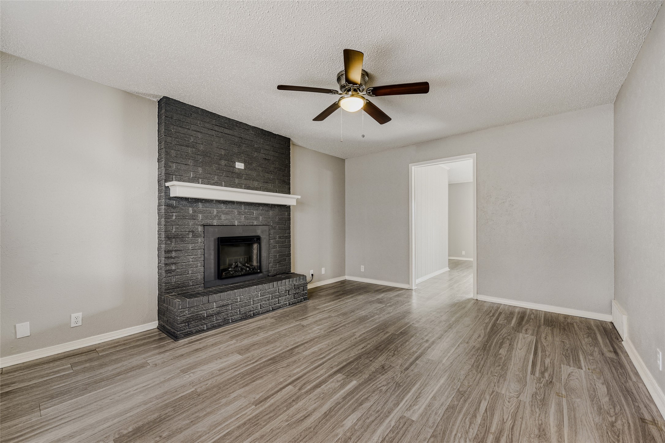205 San Jacinto Court Waxahachie TX 75165