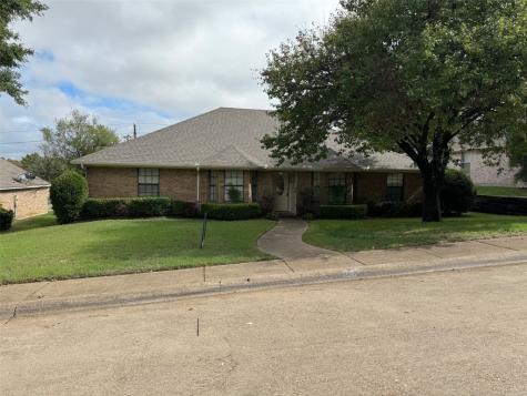849 Robin Meadow Drive Desoto TX 75115