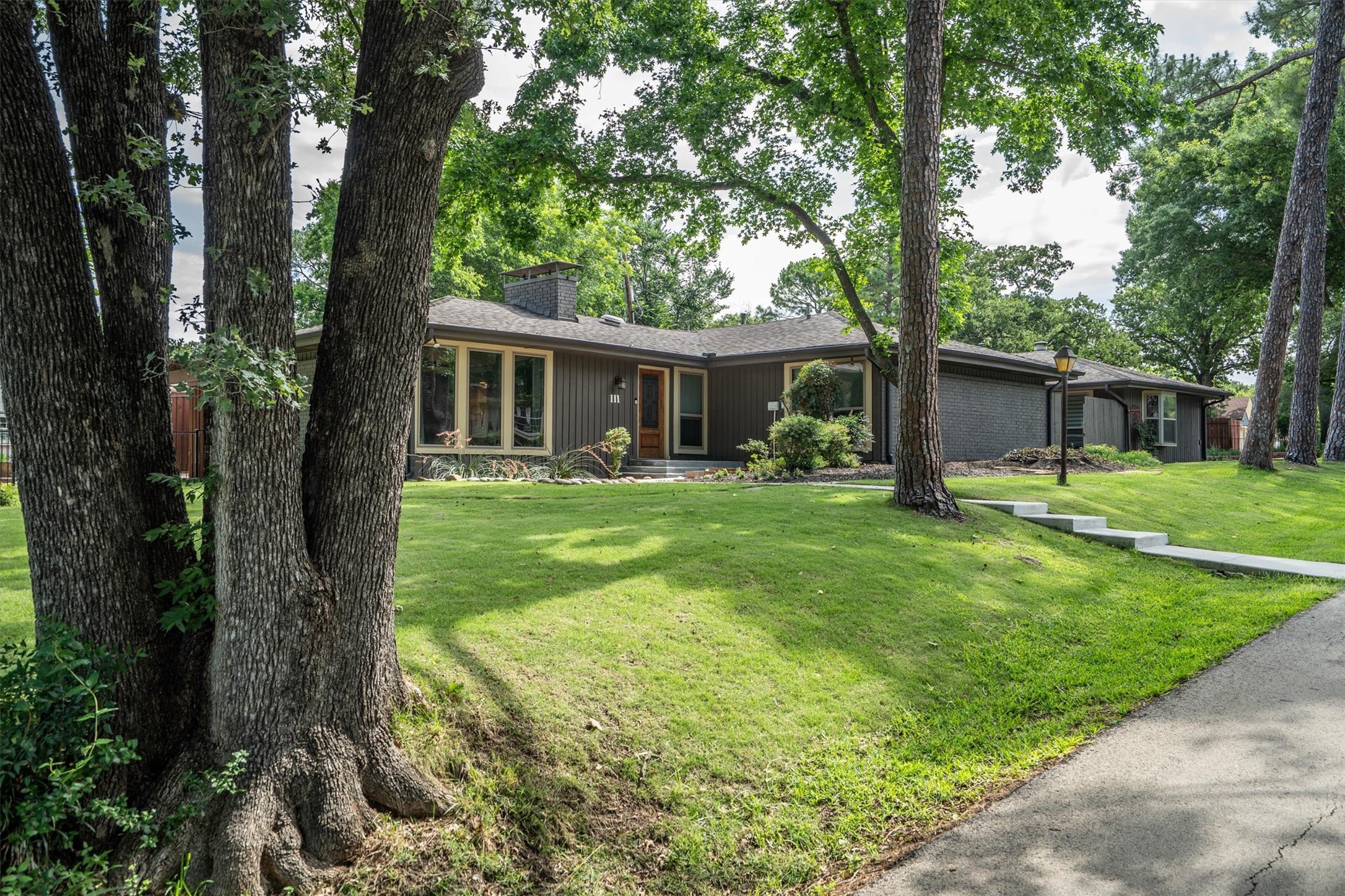 111 N Clearwater Drive Highland Village TX 75077