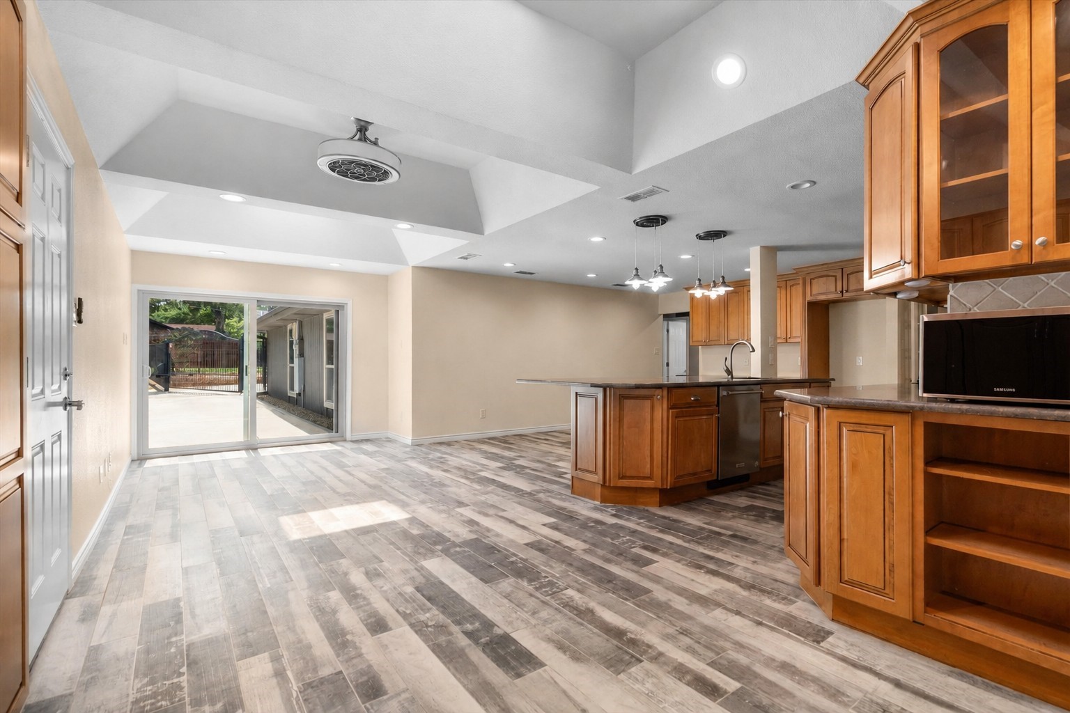111 N Clearwater Drive Highland Village TX 75077